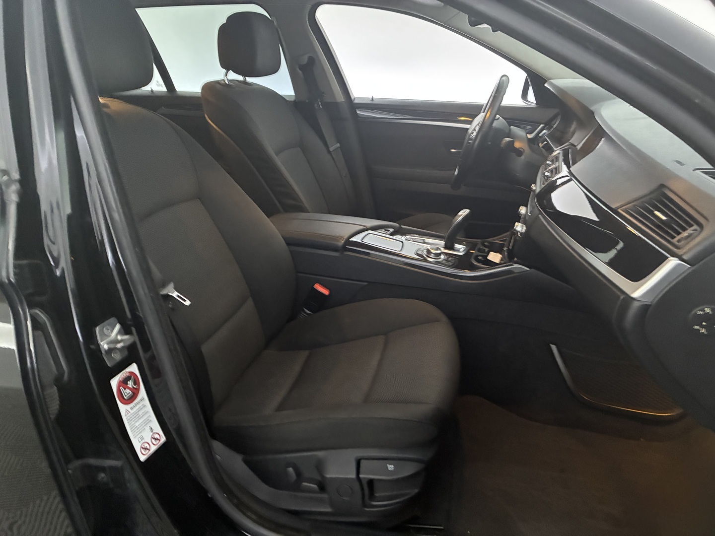 BMW 525 2011