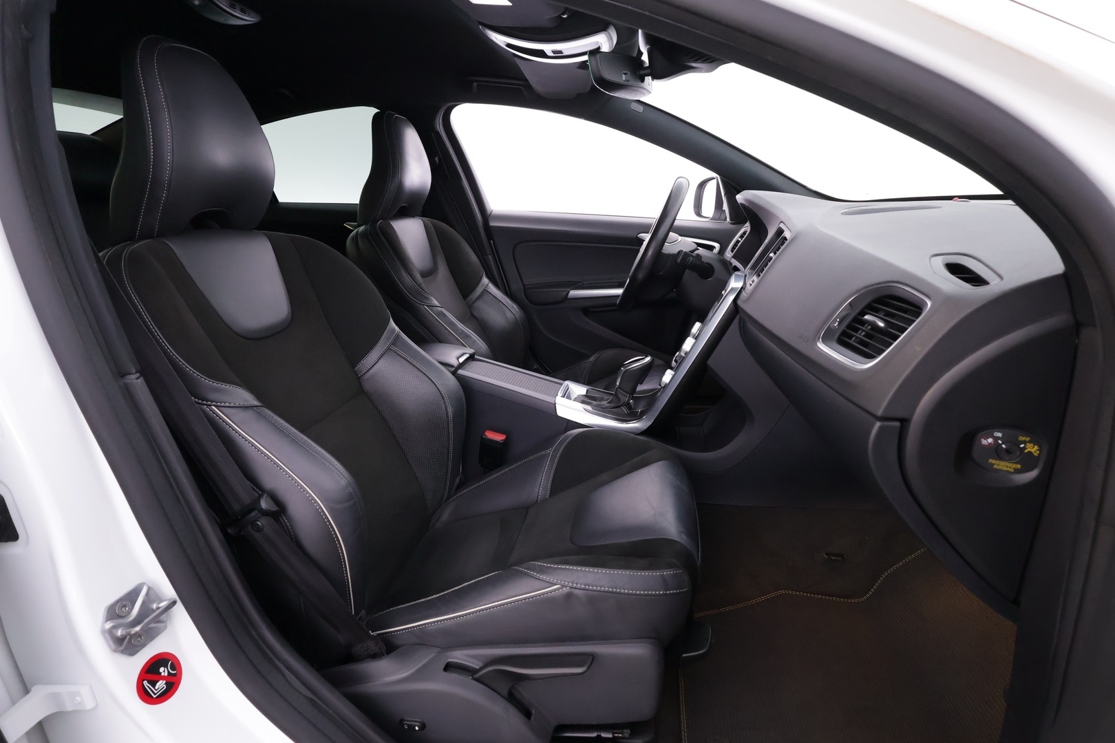 VOLVO S60 2017