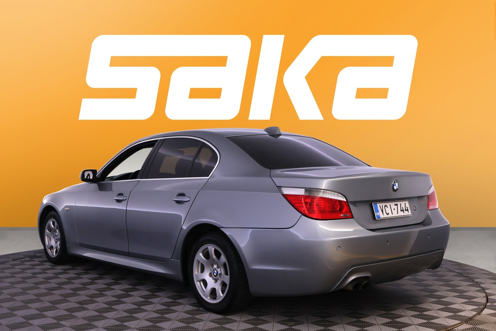 BMW 525 2005
