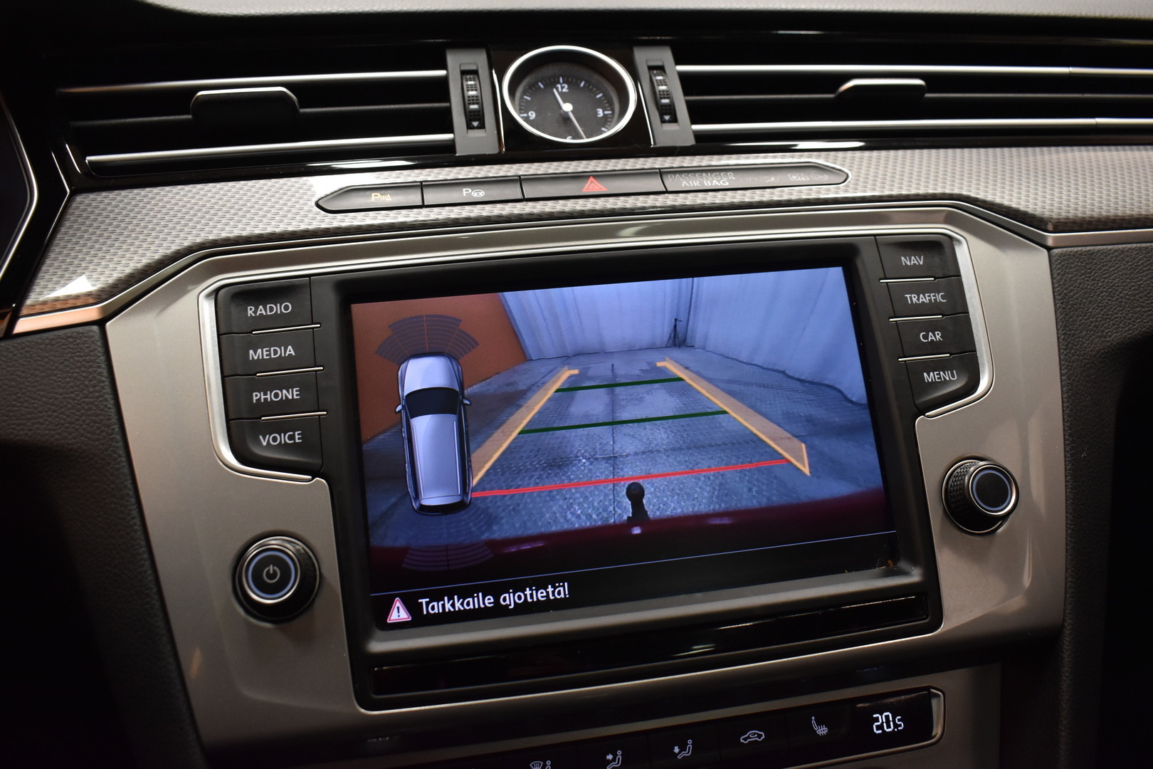 VOLKSWAGEN Passat 2017