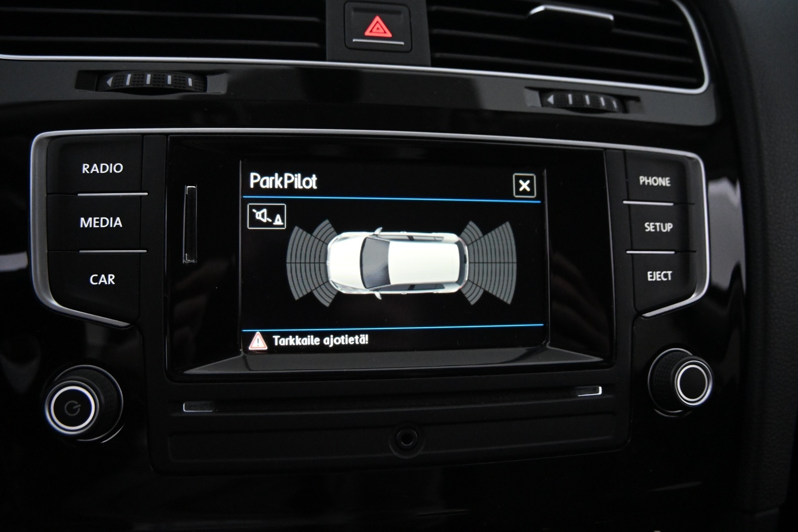 VOLKSWAGEN Golf 2016