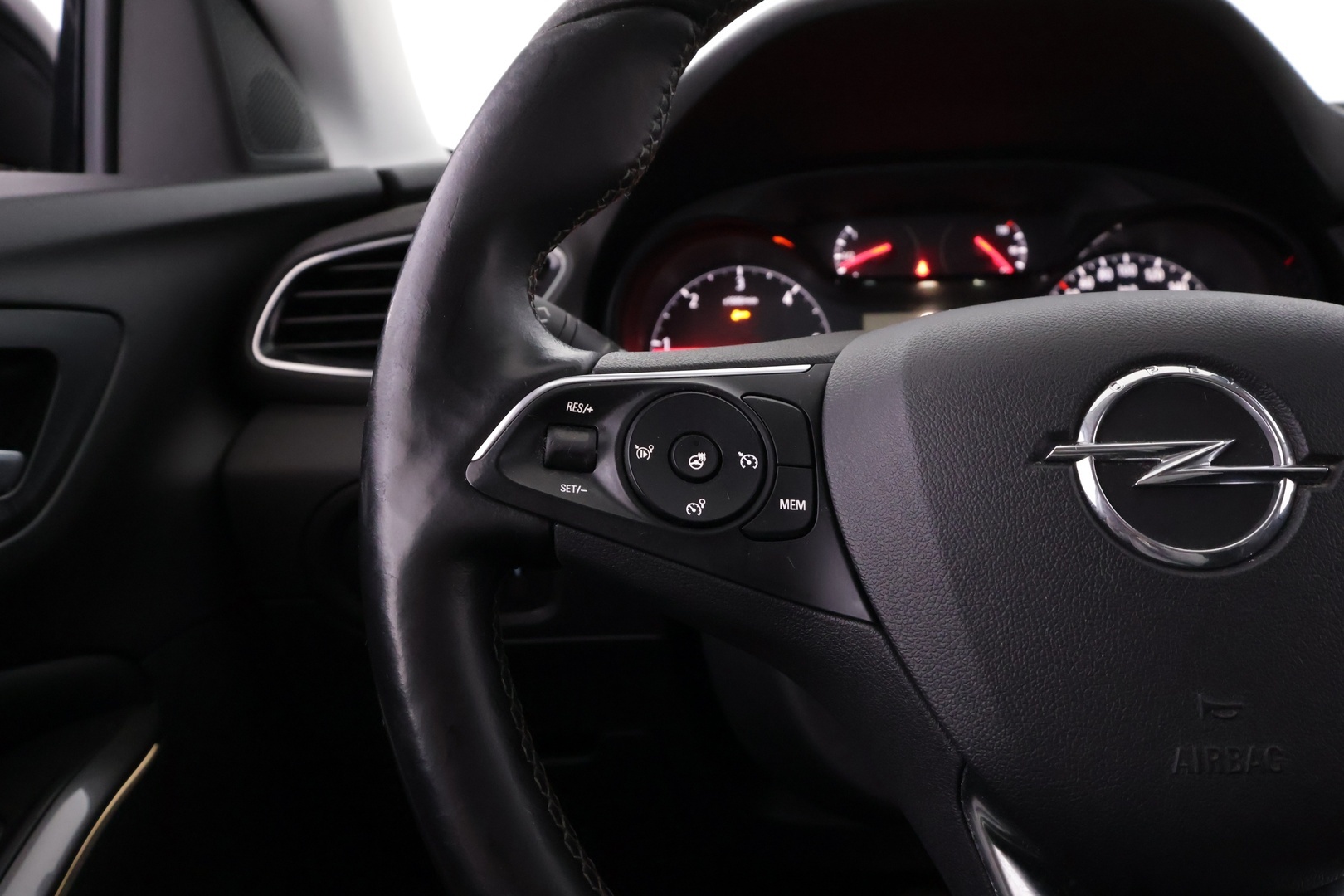 OPEL Grandland X 2018