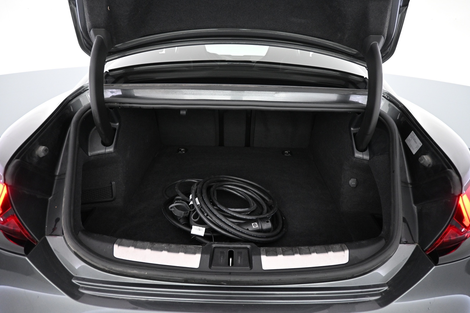 AUDI E-TRON GT RS 2023