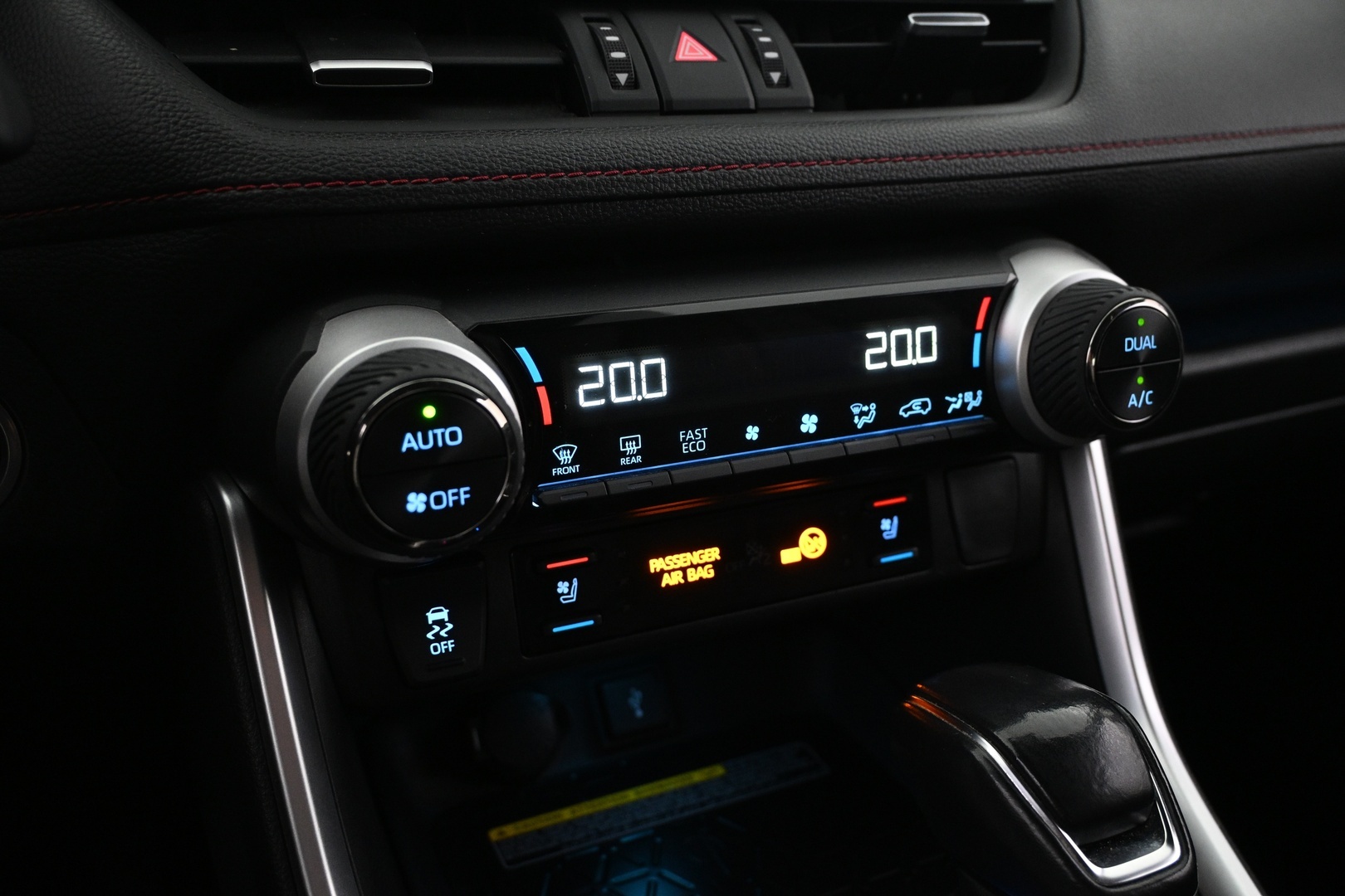 TOYOTA RAV4 Plug-in 2020