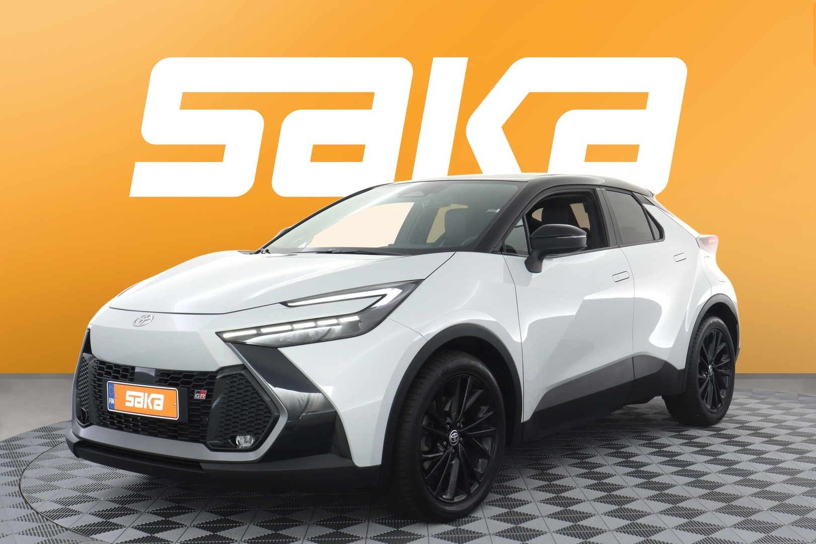 TOYOTA C-HR 2024