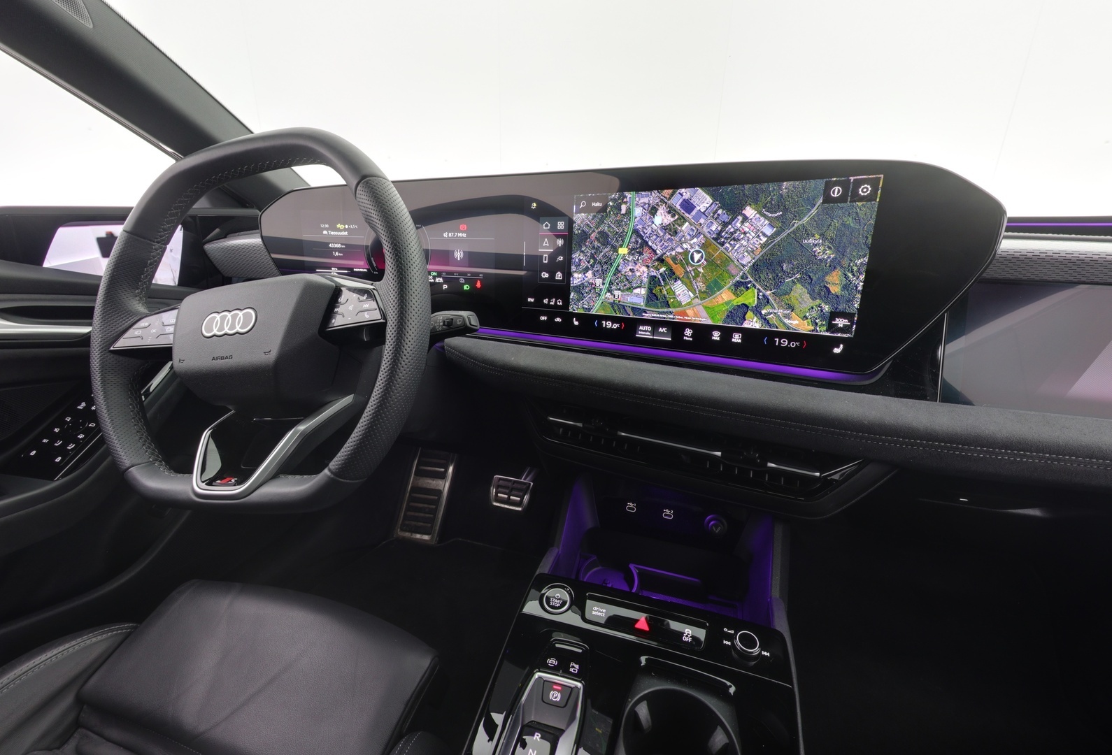AUDI A6 e-tron 2025