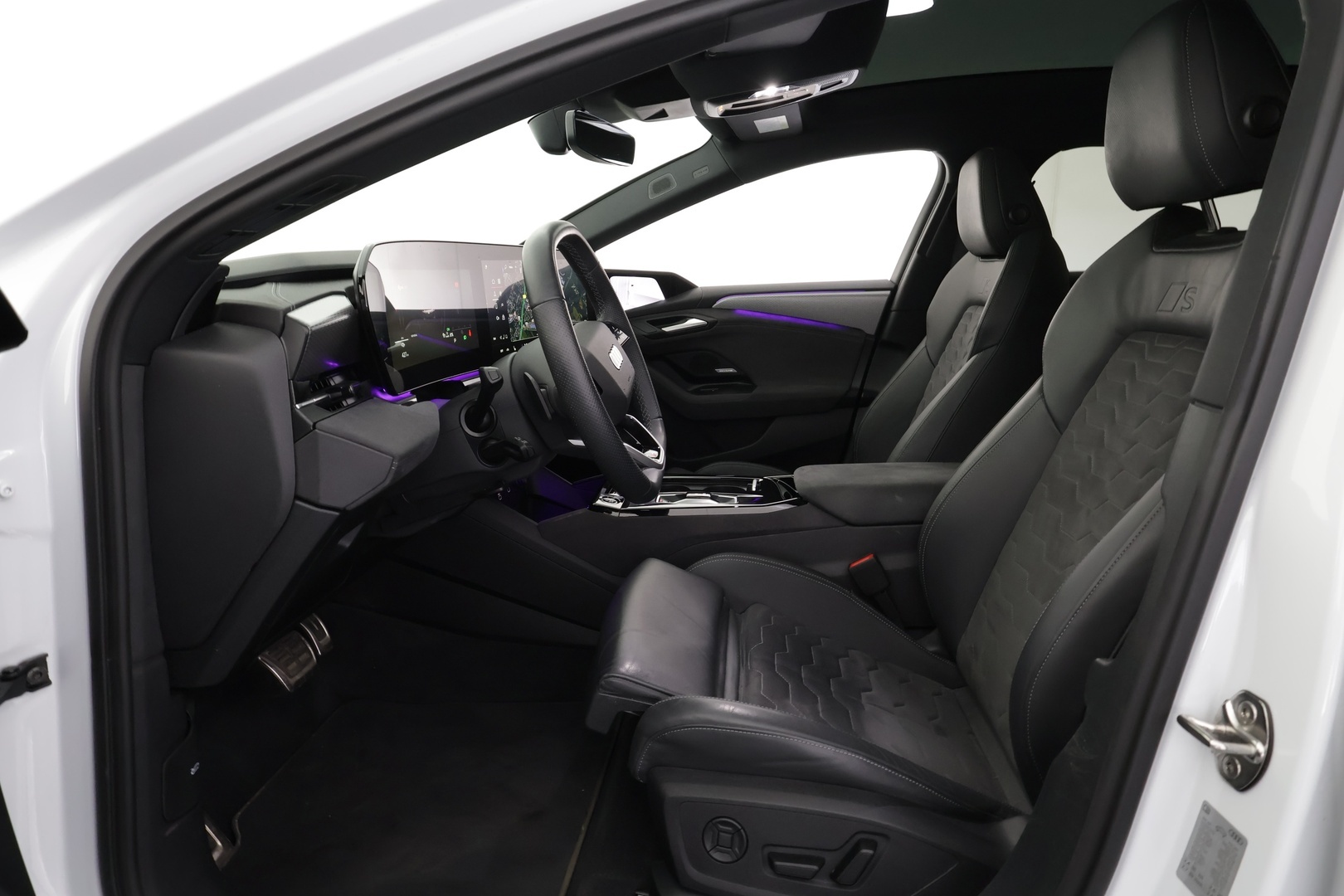 AUDI A6 e-tron 2025