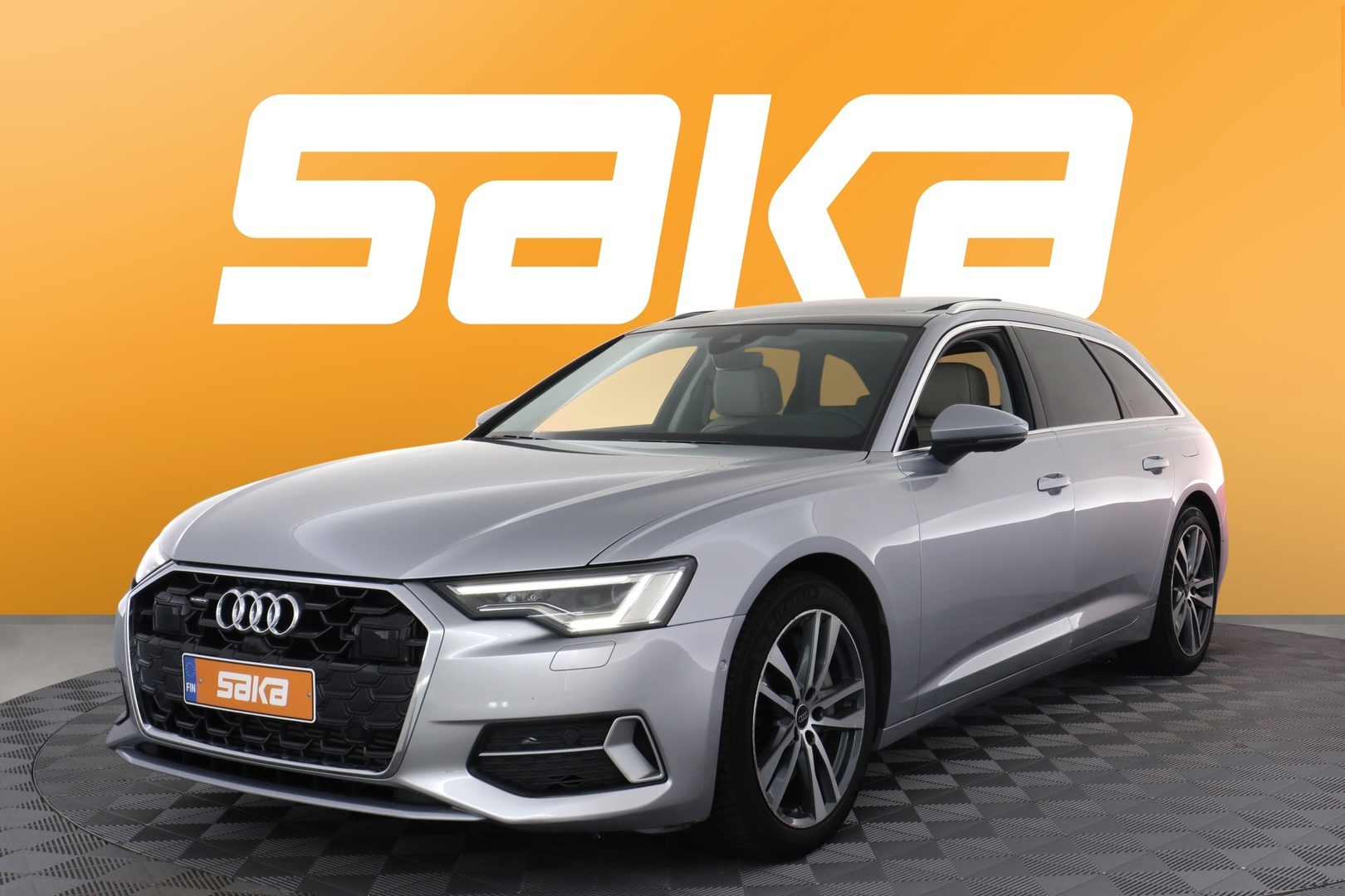 AUDI A6 2025