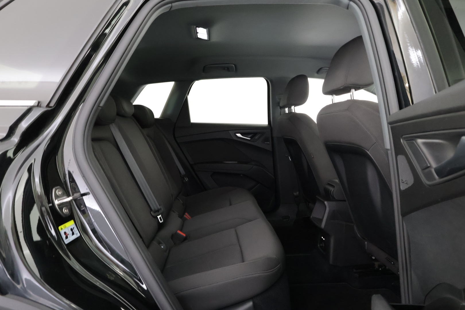 AUDI Q4 e-tron 2022