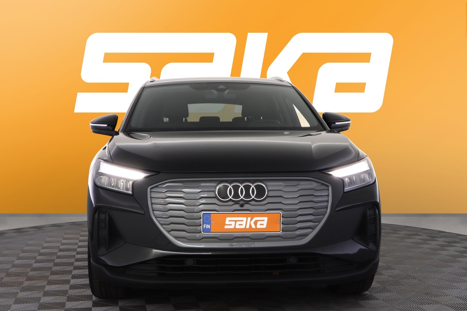 AUDI Q4 e-tron 2022