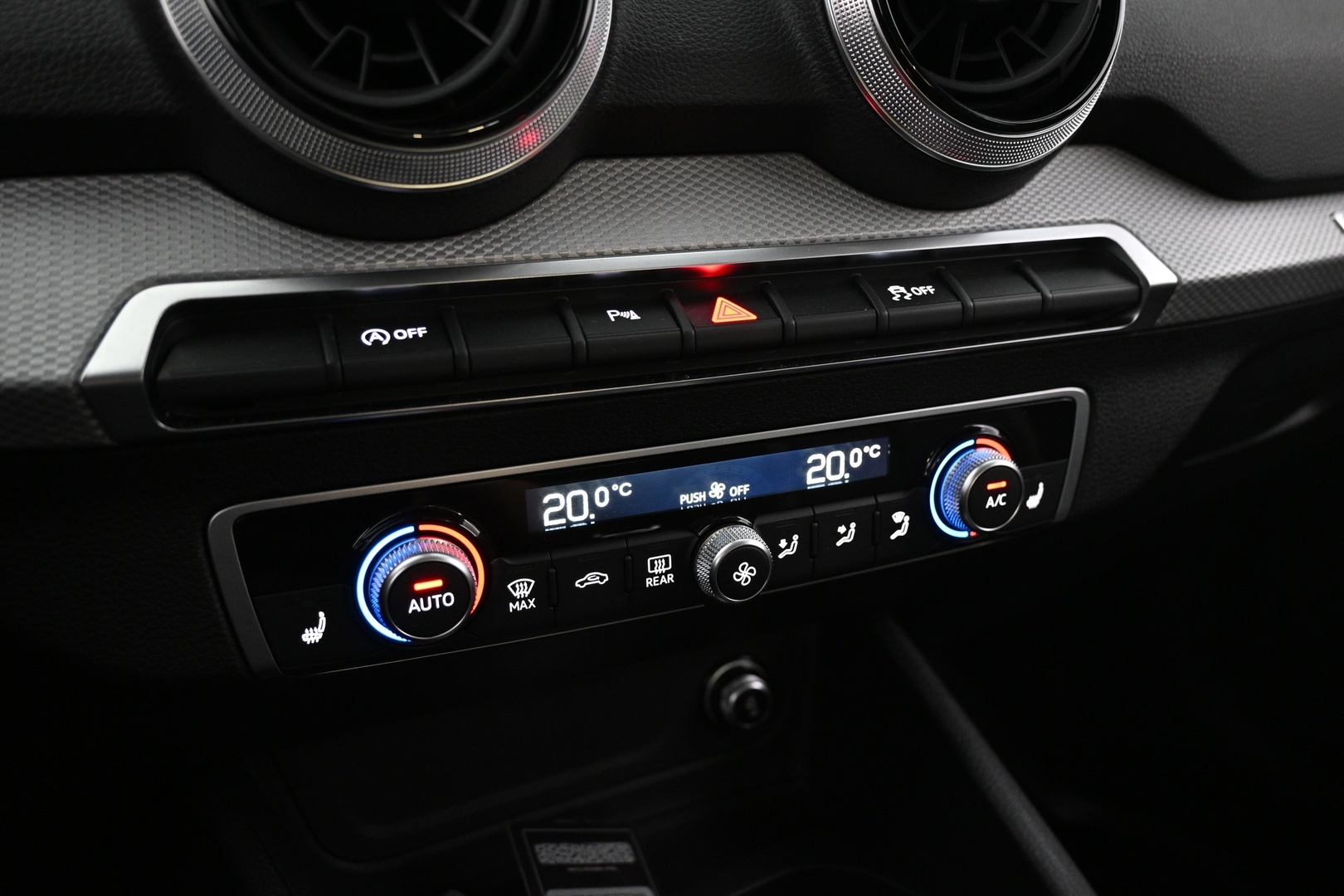 AUDI Q2 2025