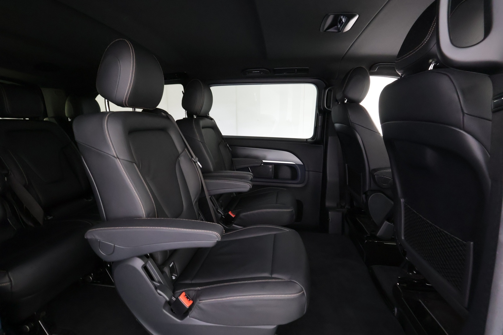 MERCEDES-BENZ EQV 2020