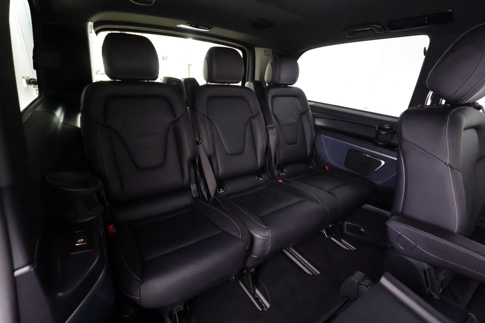 MERCEDES-BENZ EQV 2020