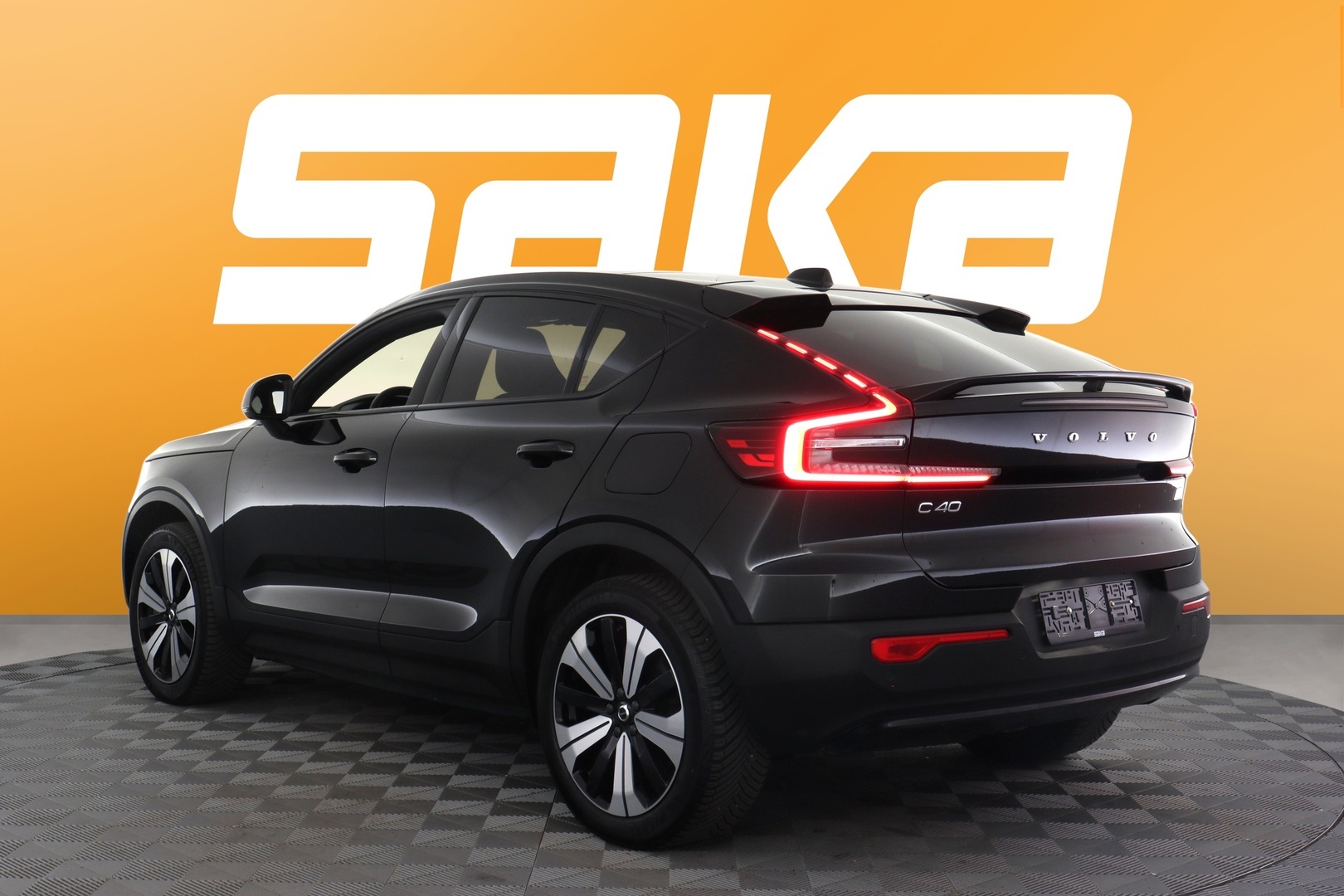 VOLVO C40 2023