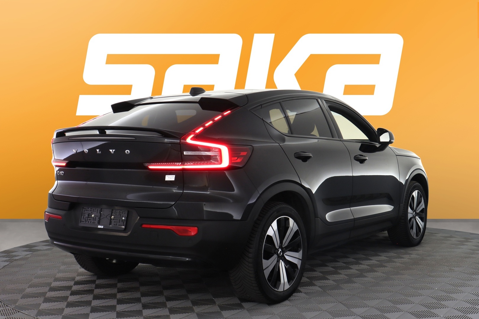 VOLVO C40 2023