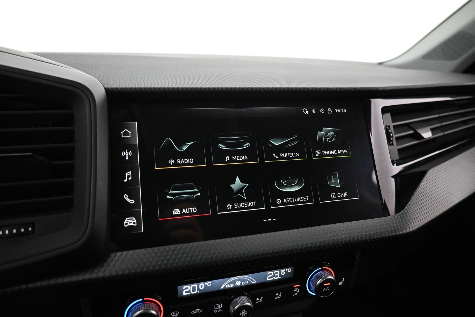 AUDI A1 2023