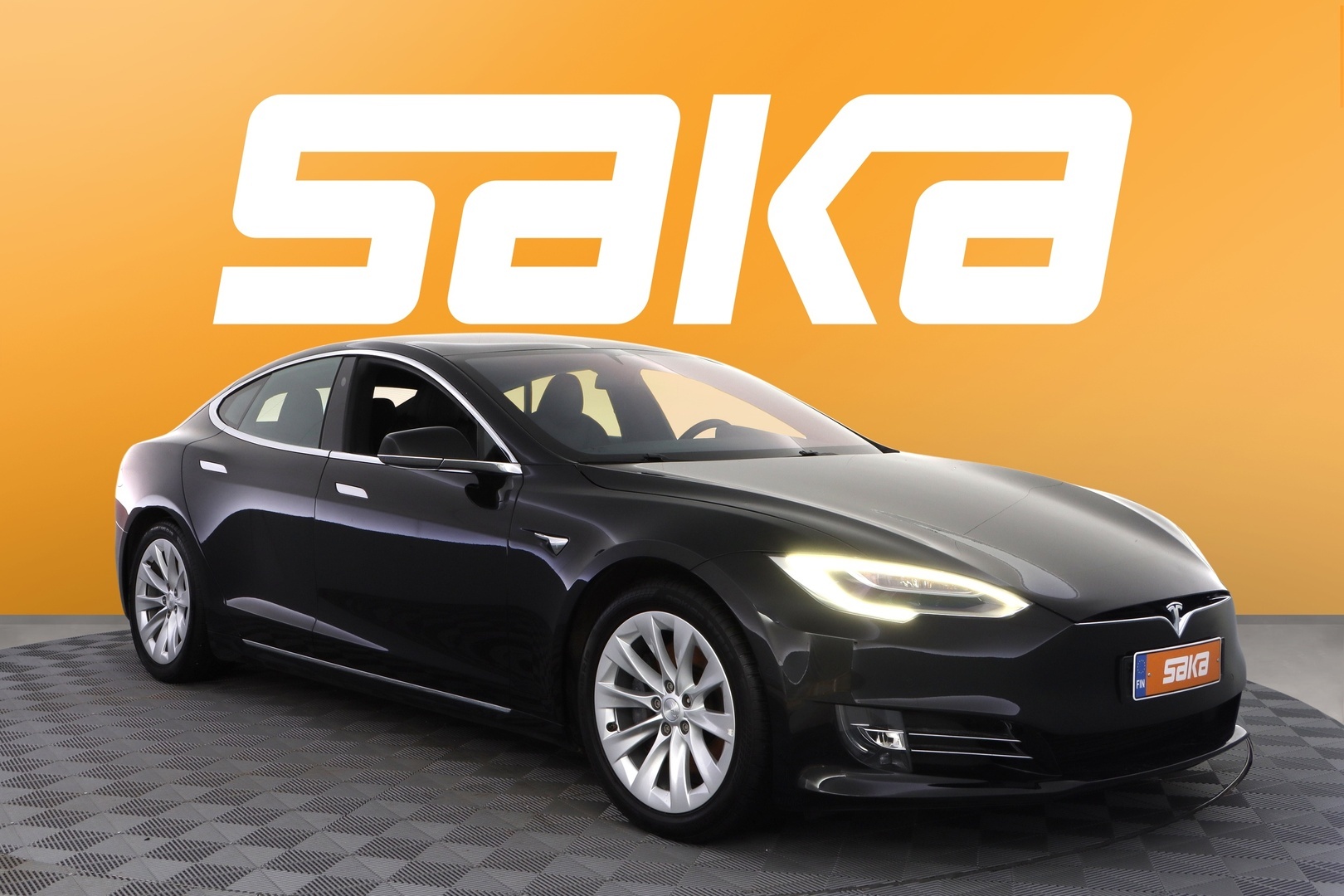 TESLA Model S 2020