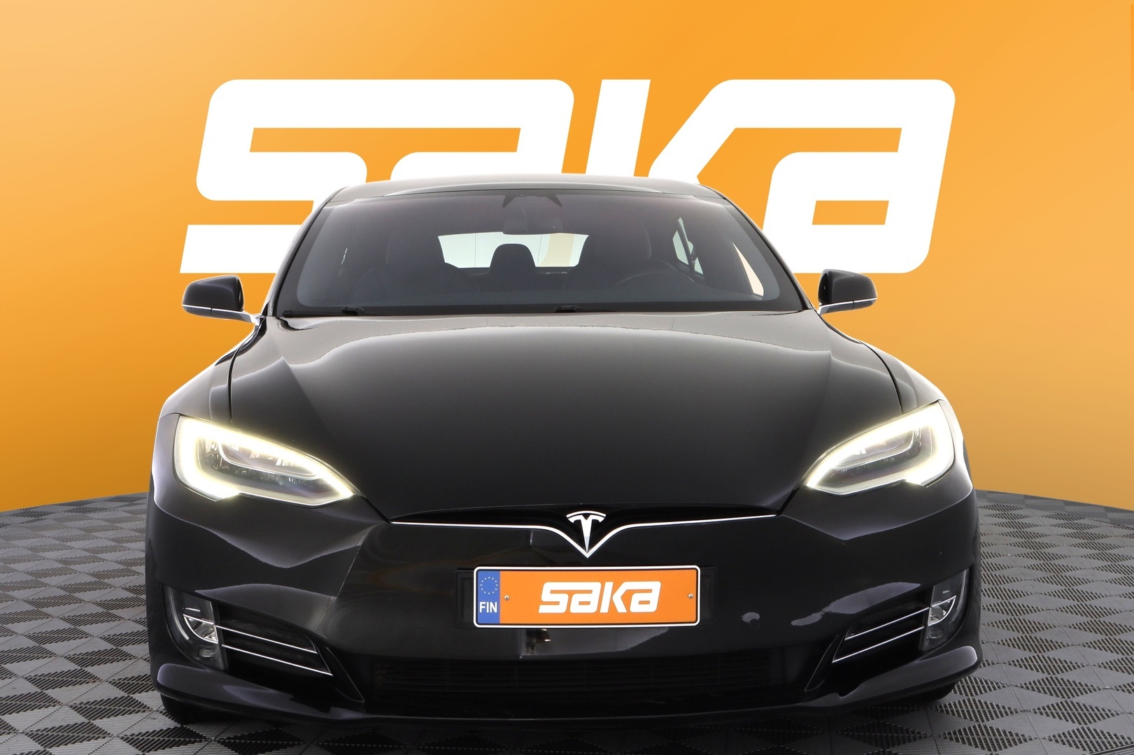 TESLA Model S 2020