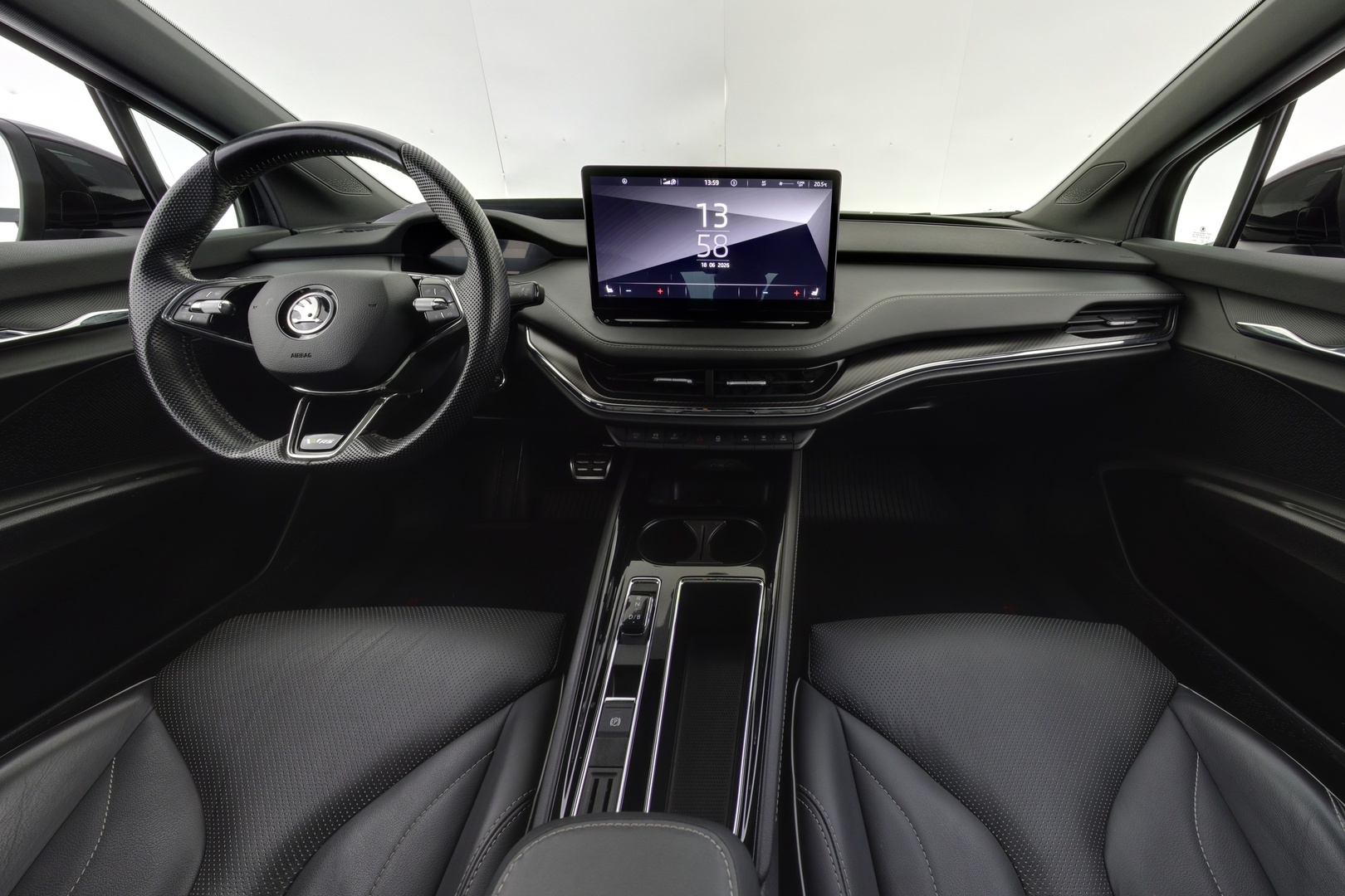 SKODA Enyaq 2023