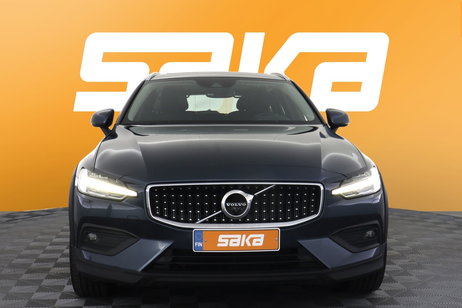 VOLVO V60 Cross Country 2021