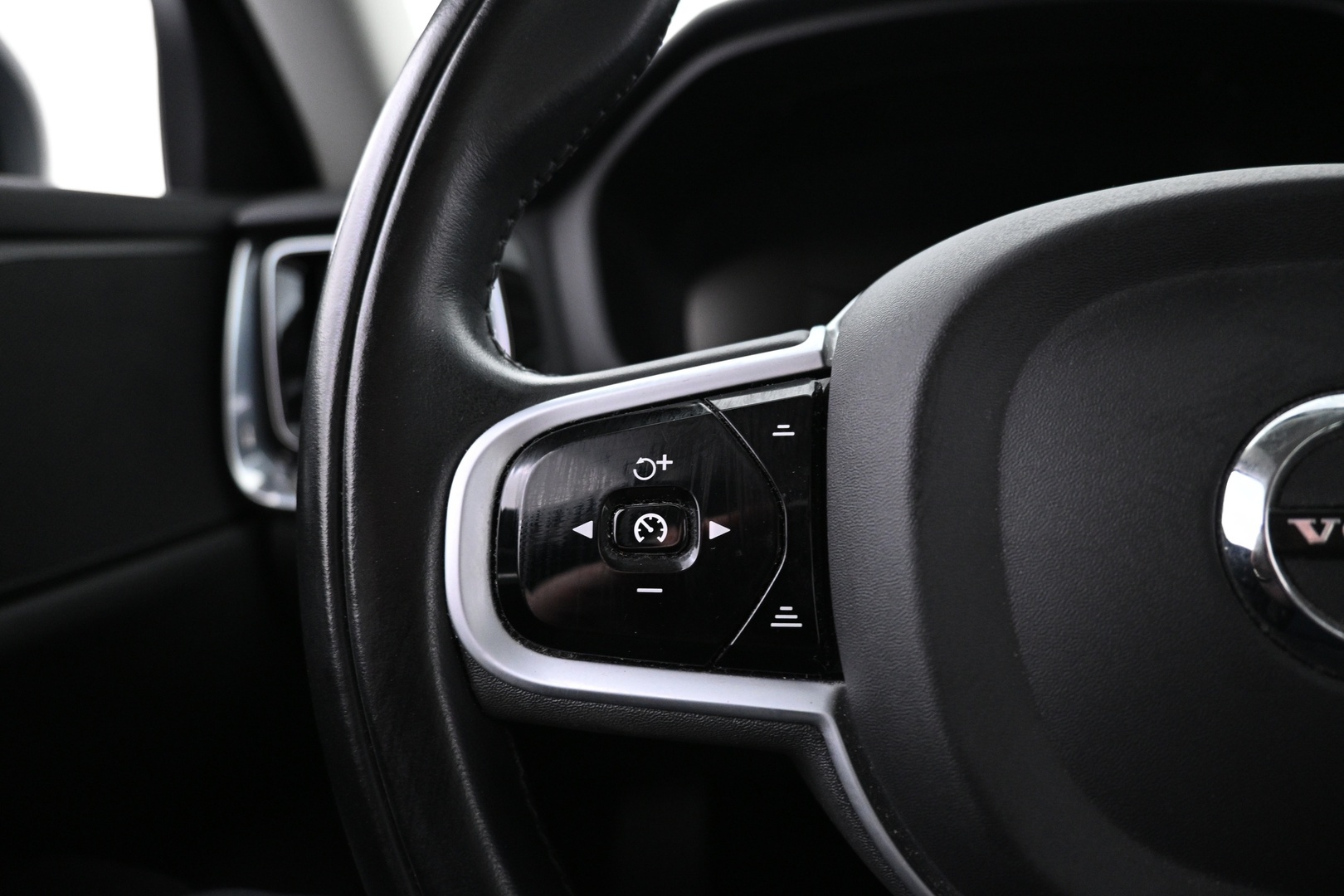 VOLVO V60 Cross Country 2021