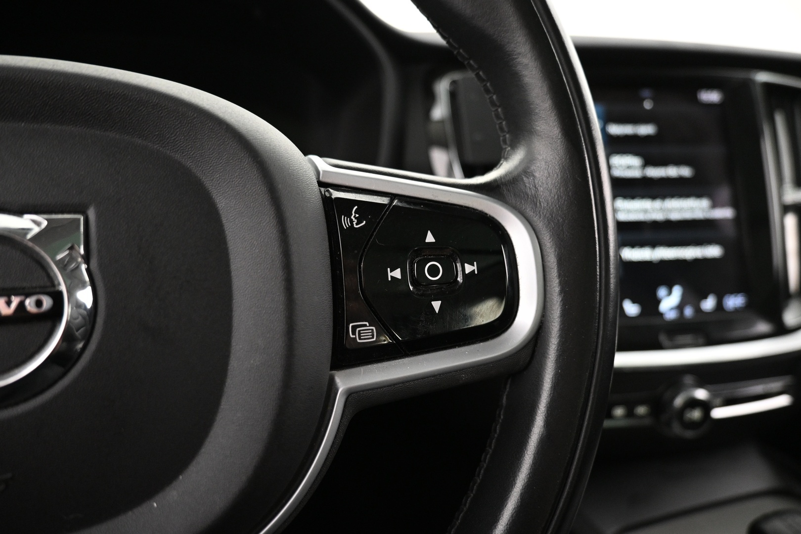 VOLVO V60 Cross Country 2021