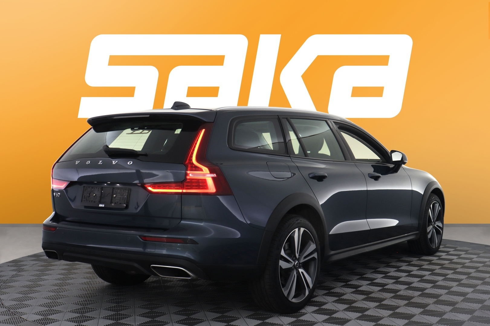 VOLVO V60 Cross Country 2021