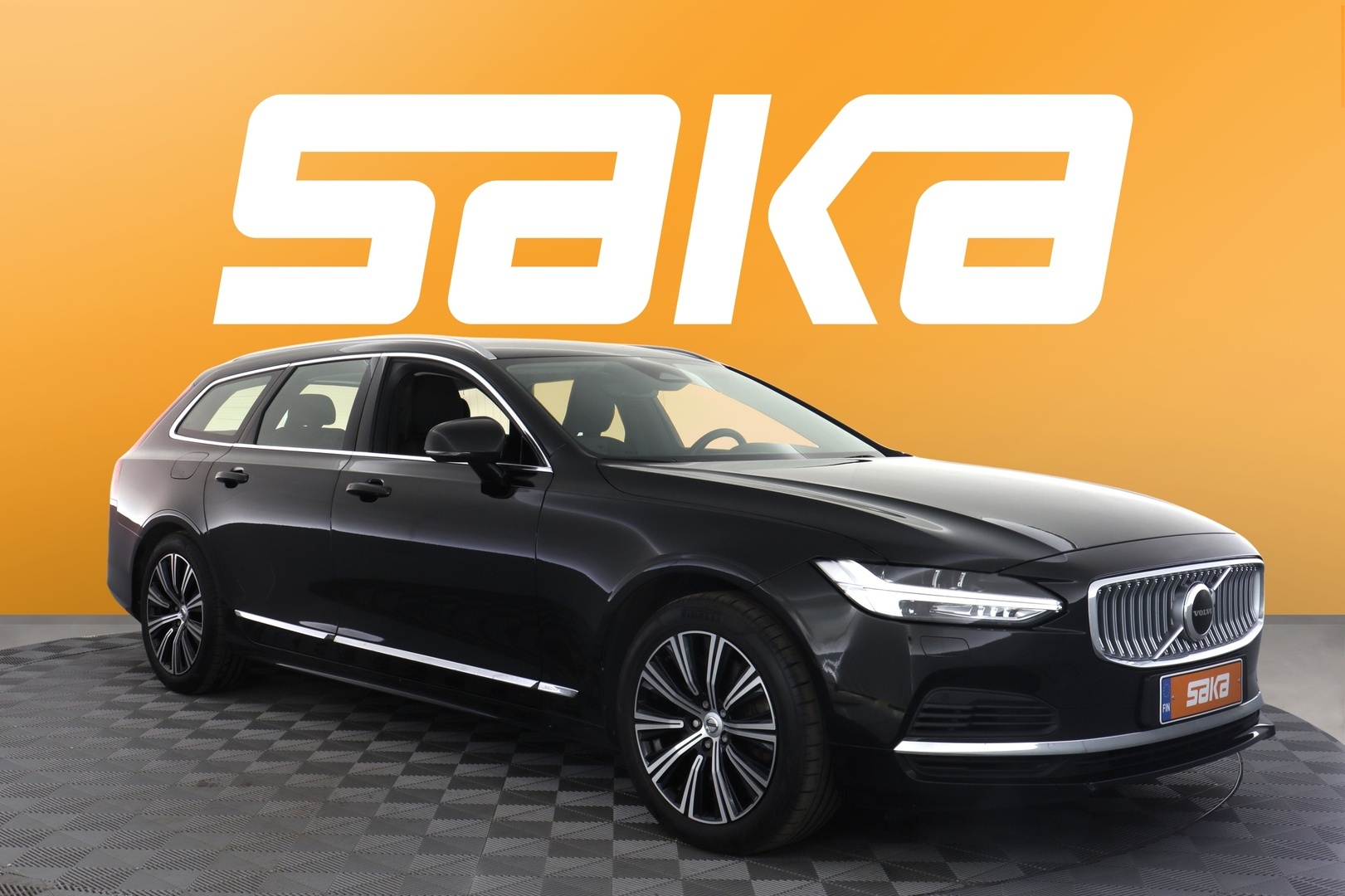 VOLVO V90 2022