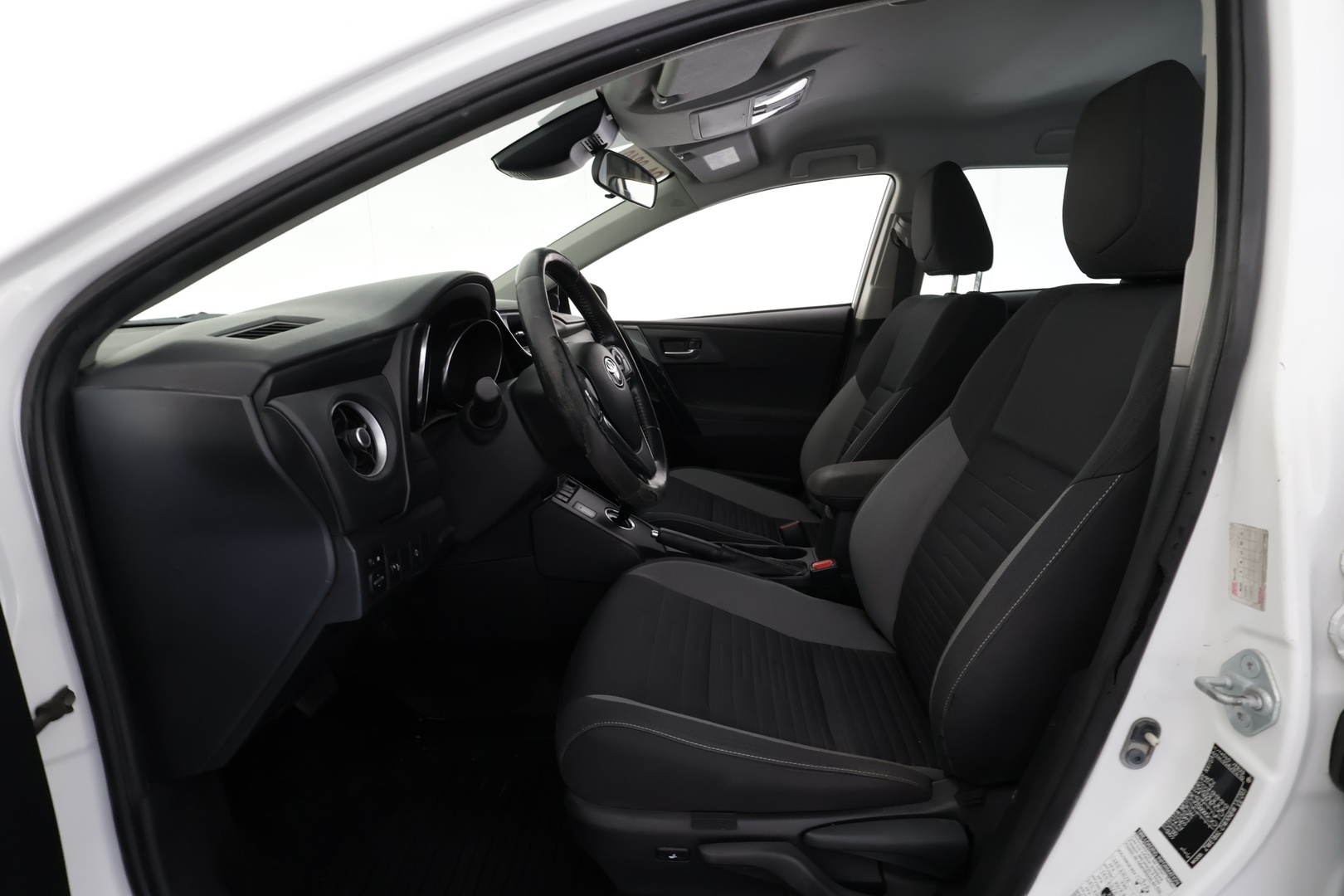 TOYOTA Auris 2019