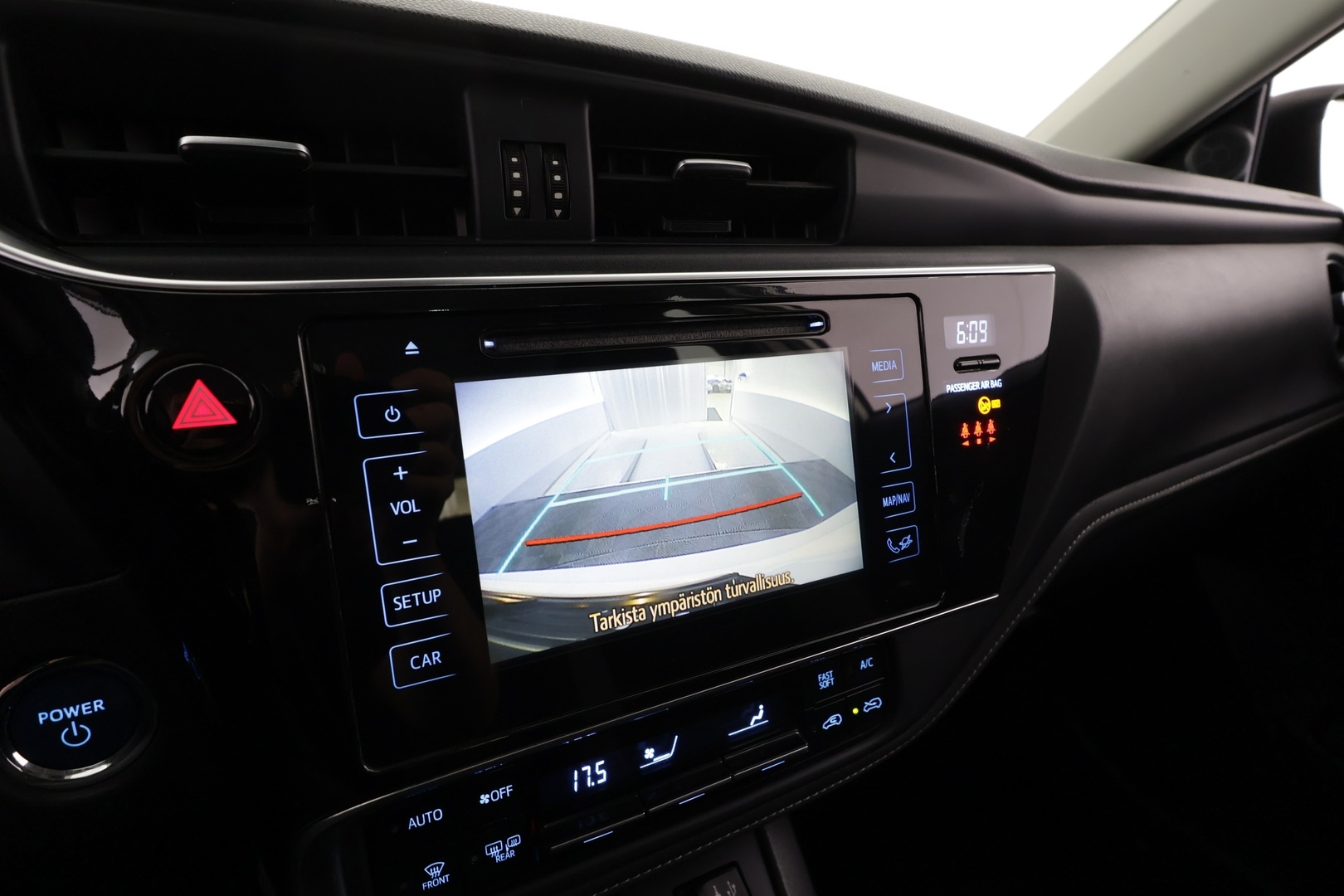 TOYOTA Auris 2019