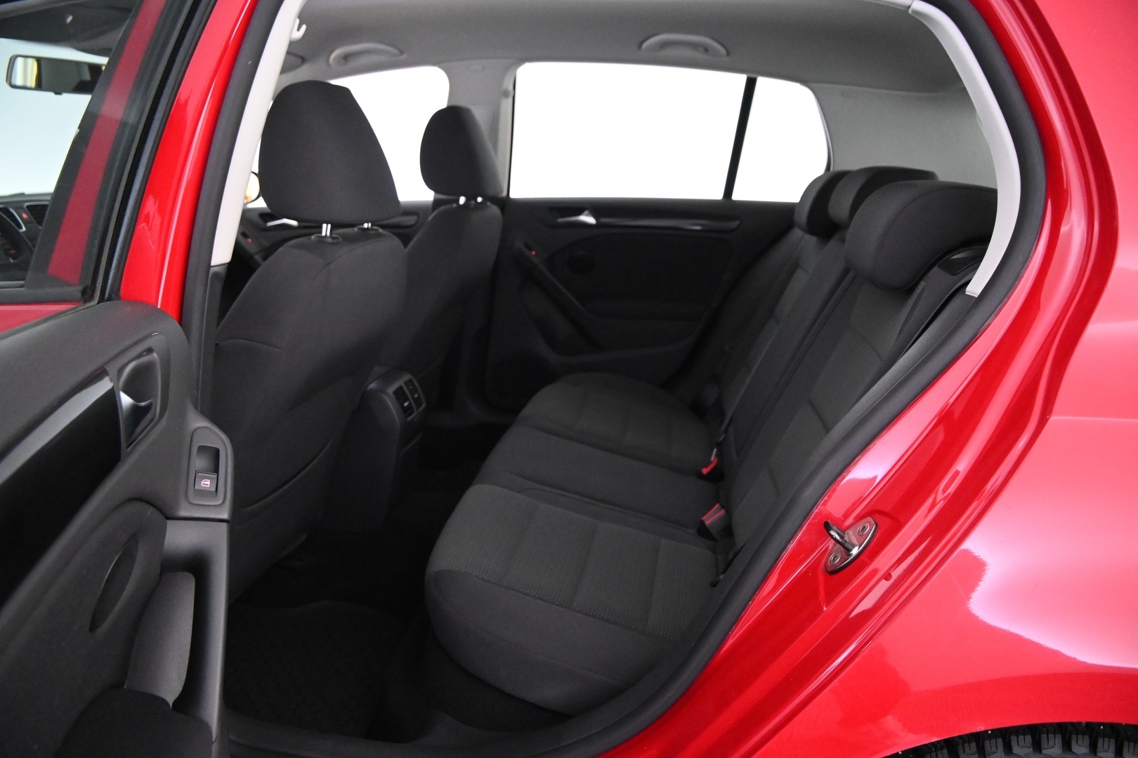 VOLKSWAGEN Golf 2012