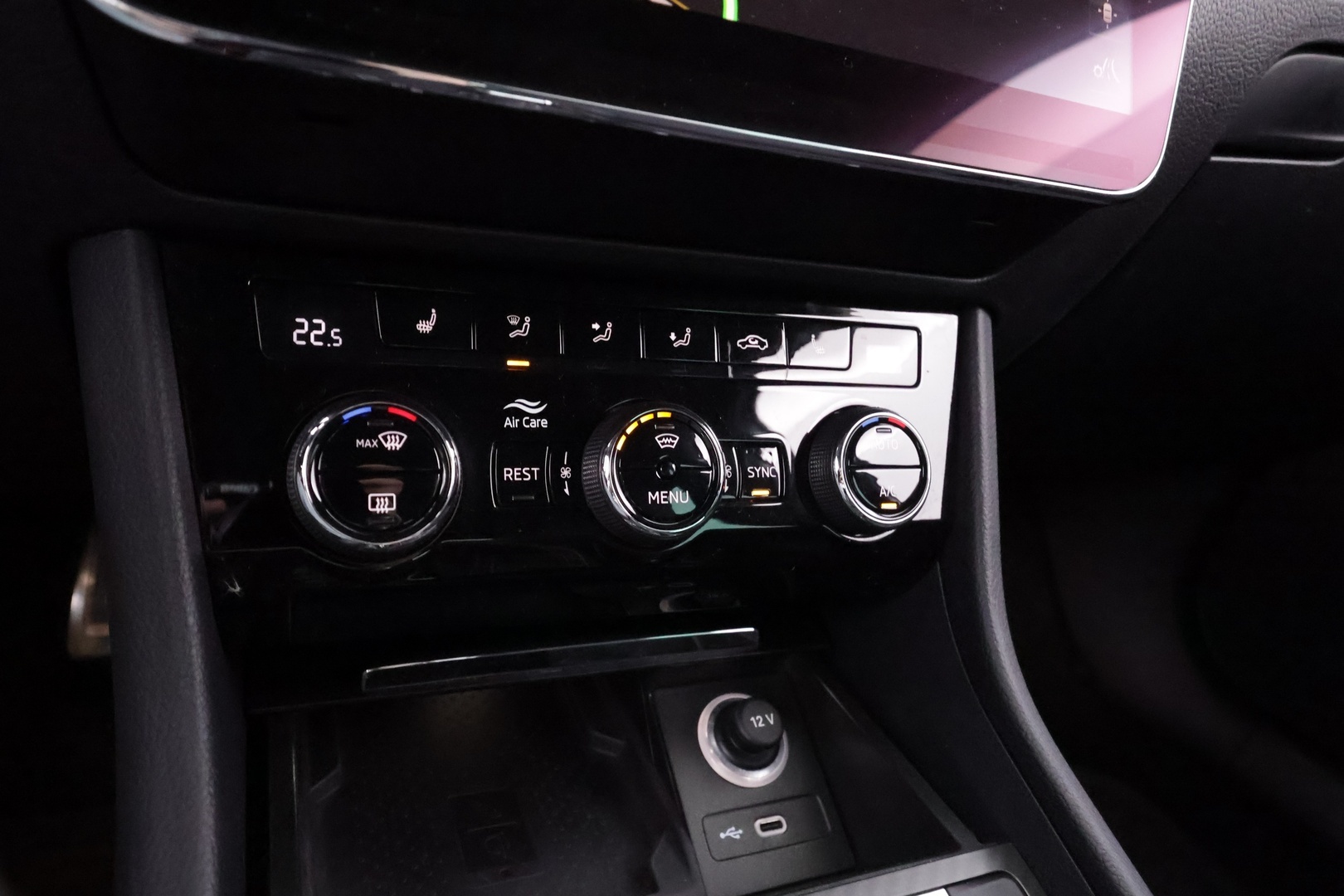 SKODA Superb 2021