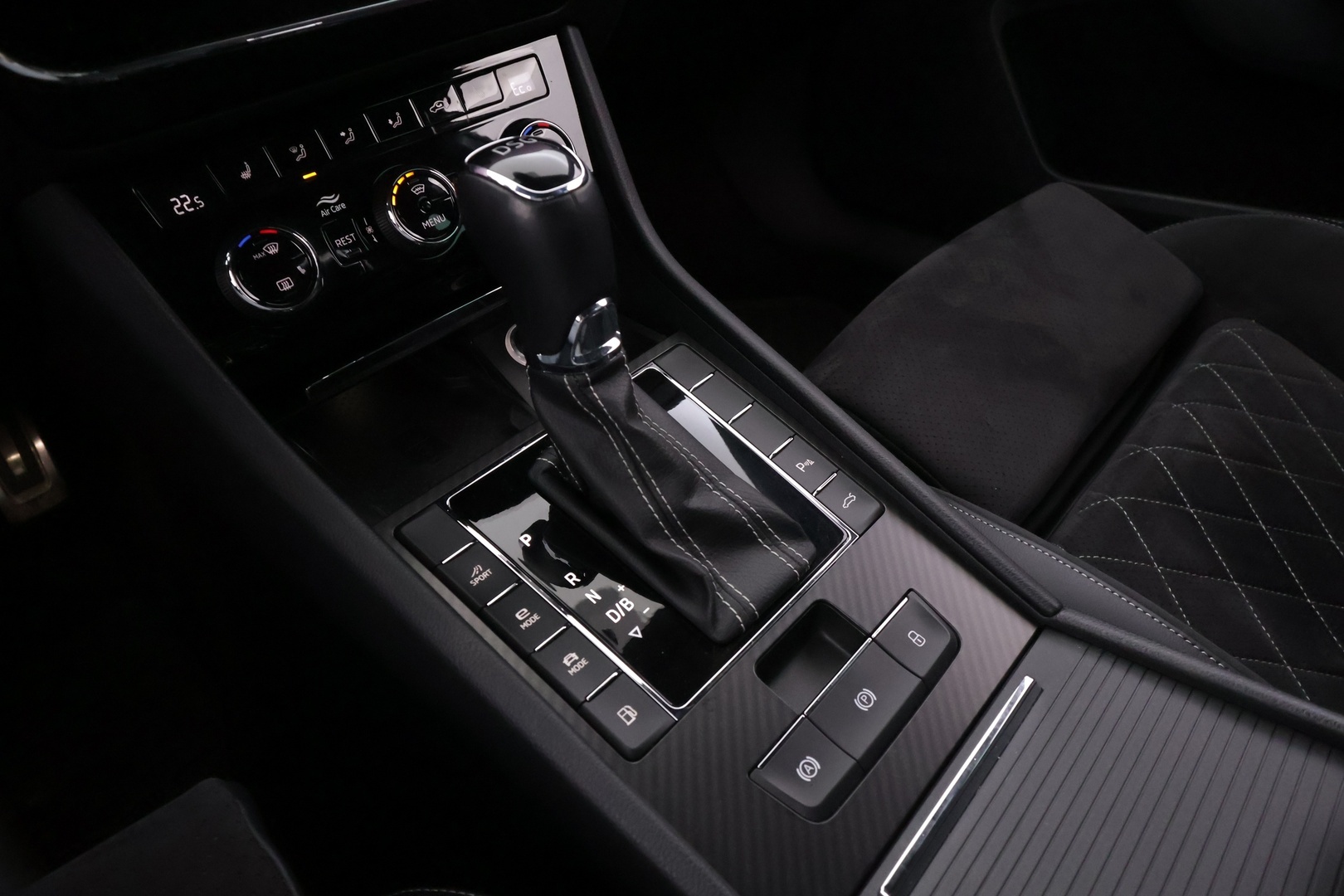 SKODA Superb 2021