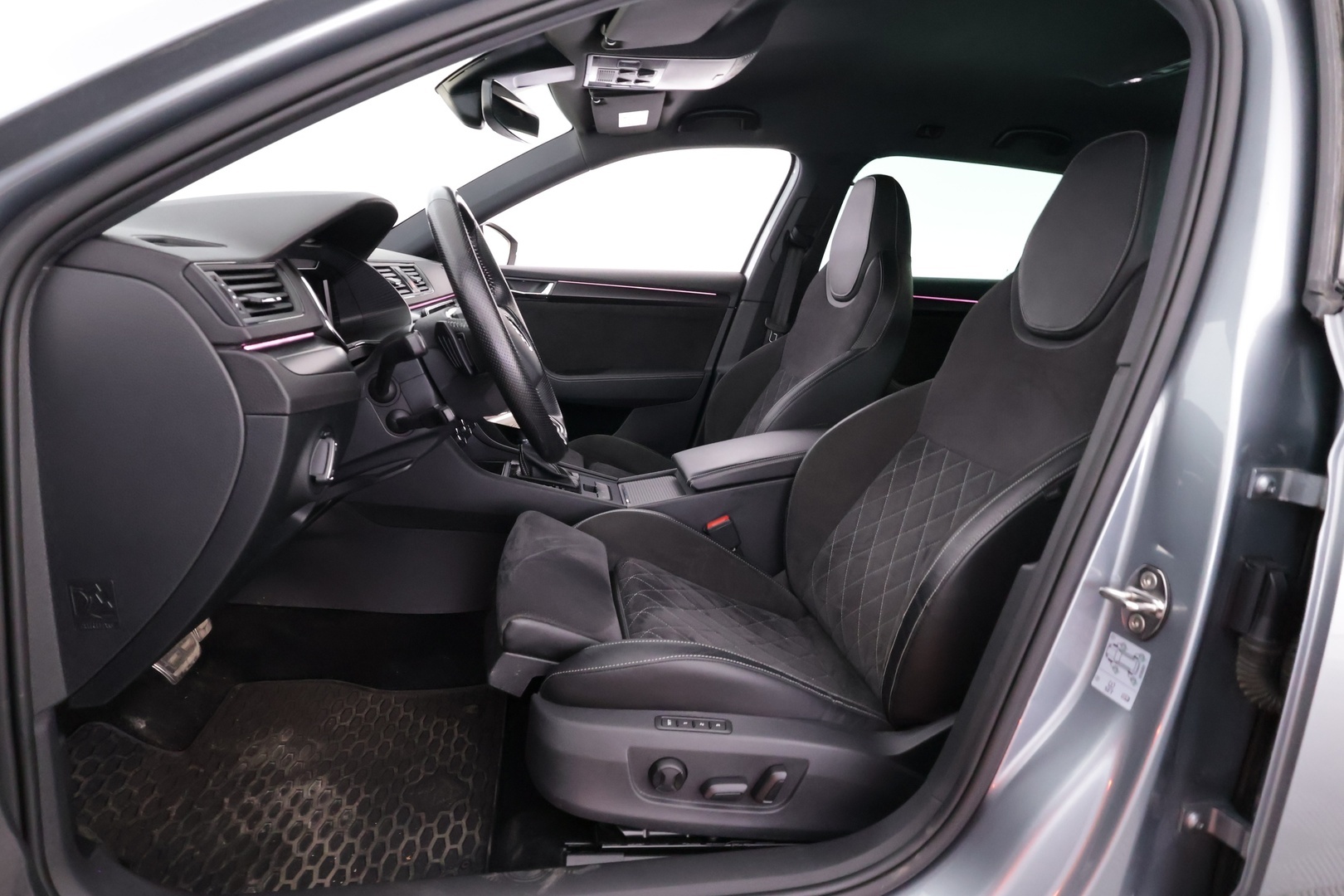 SKODA Superb 2021