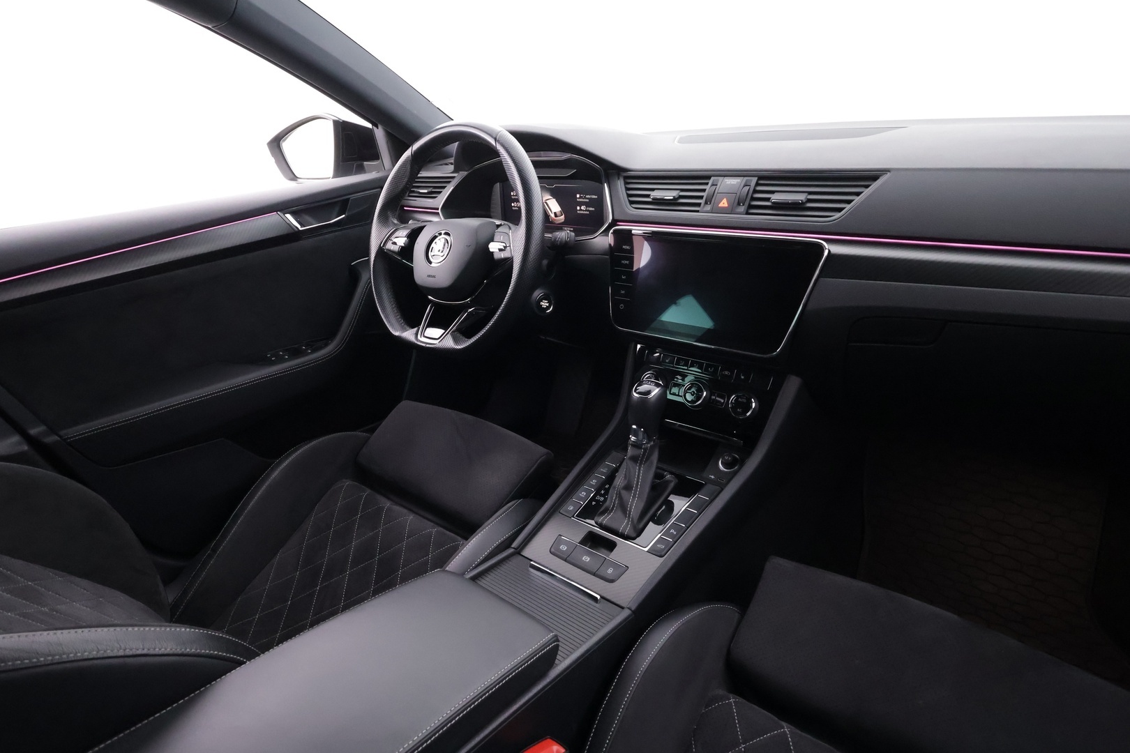 SKODA Superb 2021