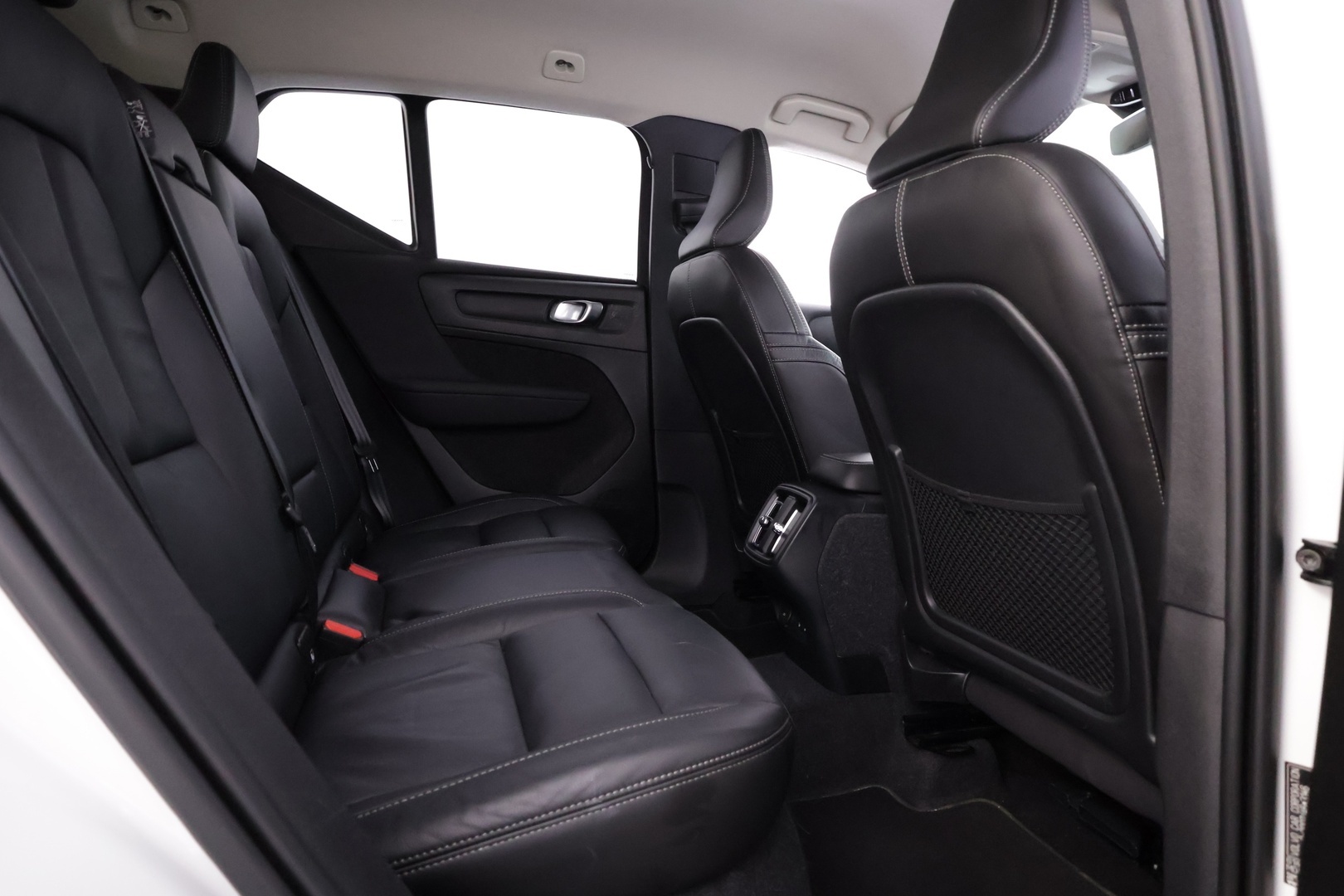 VOLVO XC40 2022