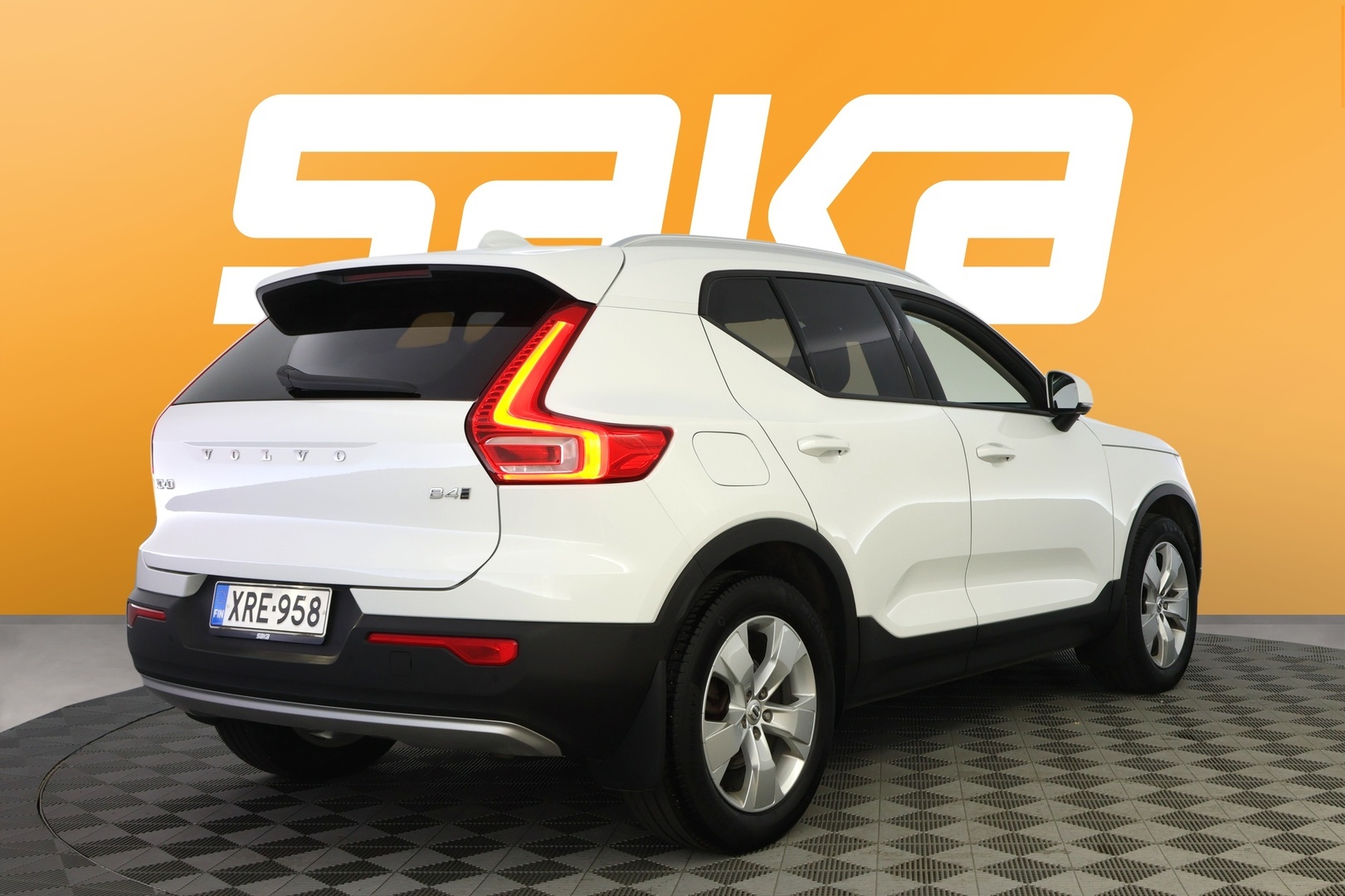 VOLVO XC40 2022