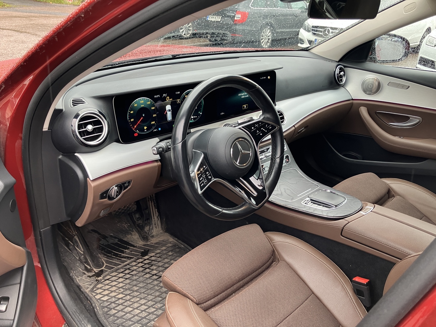 MERCEDES-BENZ E 2021