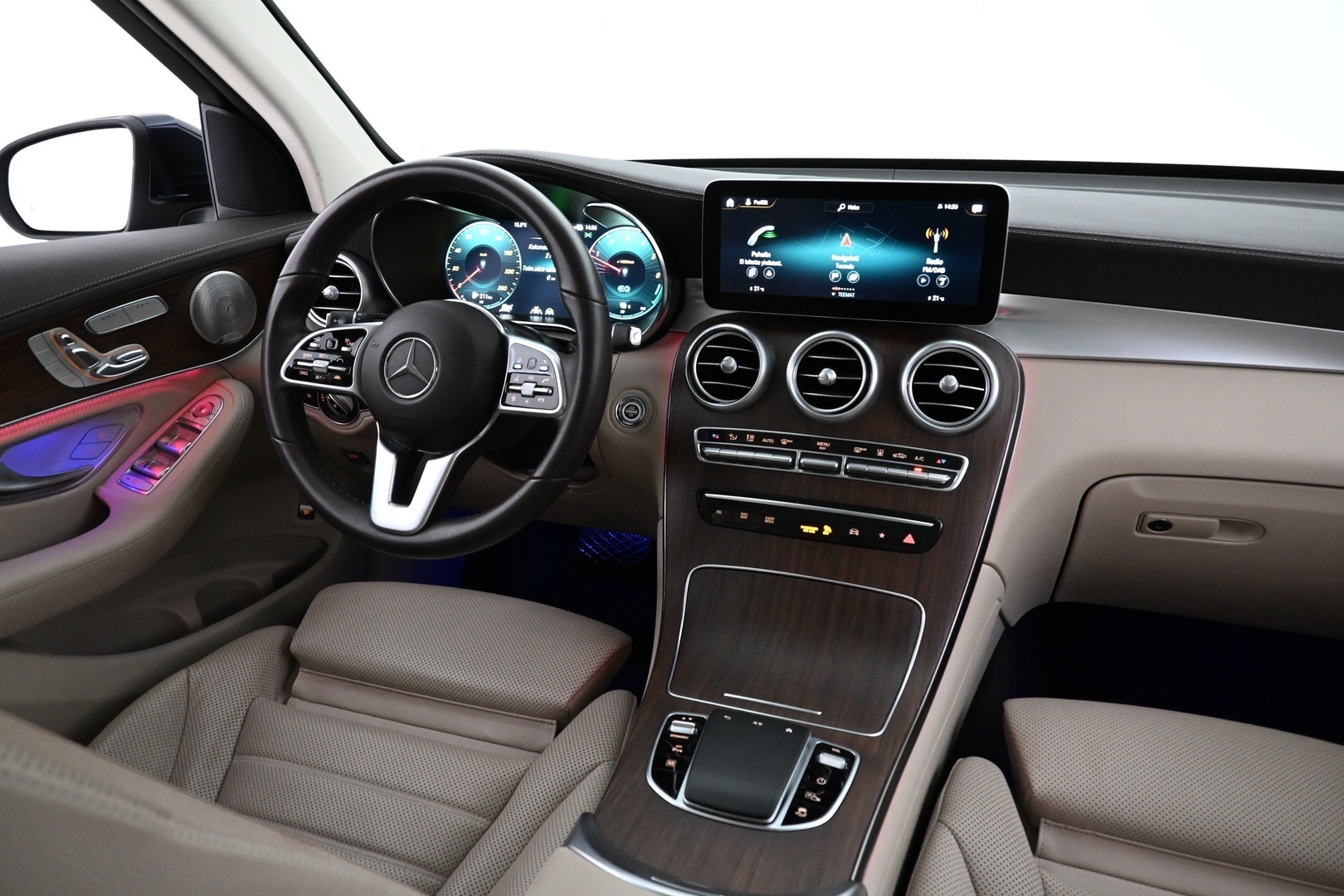 MERCEDES-BENZ GLC 2021