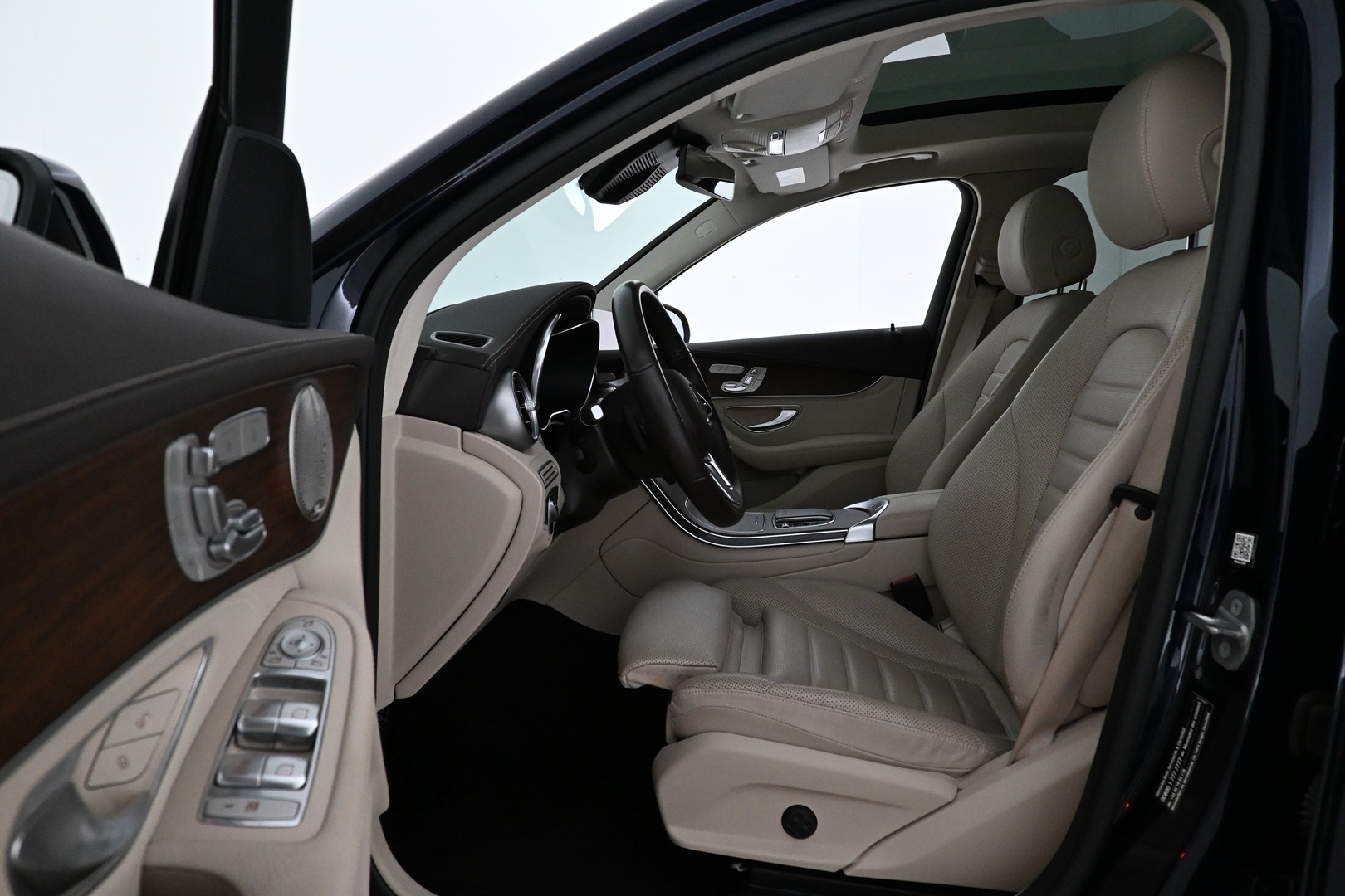 MERCEDES-BENZ GLC 2021