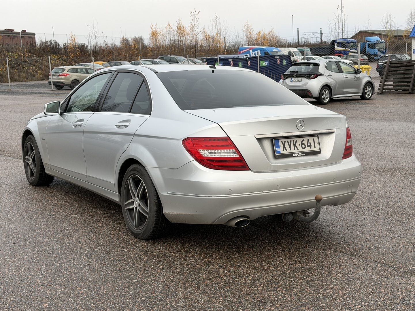 MERCEDES-BENZ C 2012