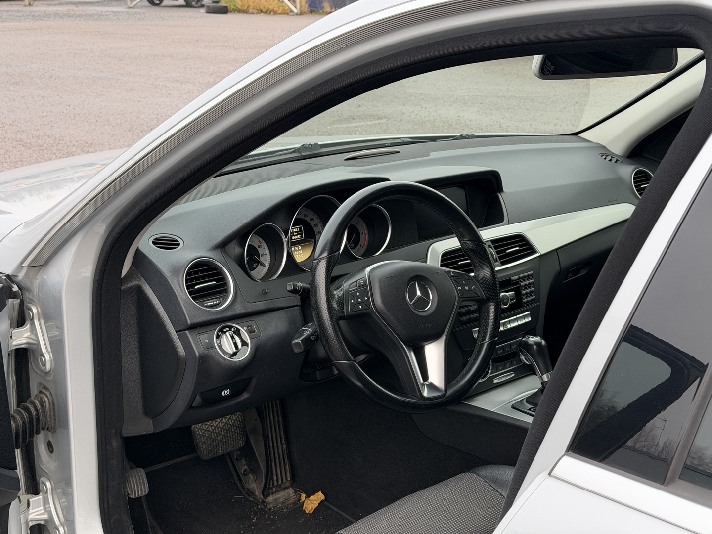 MERCEDES-BENZ C 2012