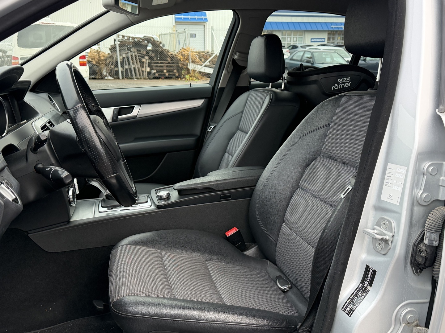 MERCEDES-BENZ C 2012