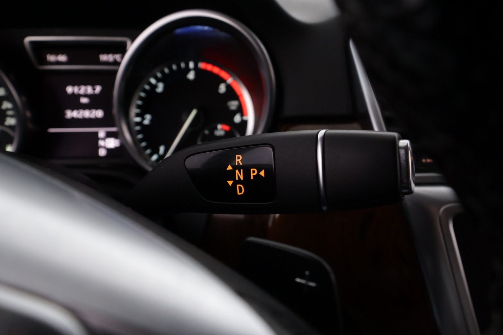 MERCEDES-BENZ ML 2012