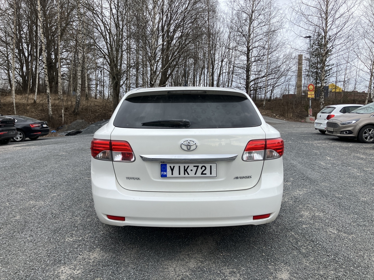 TOYOTA Avensis 2013