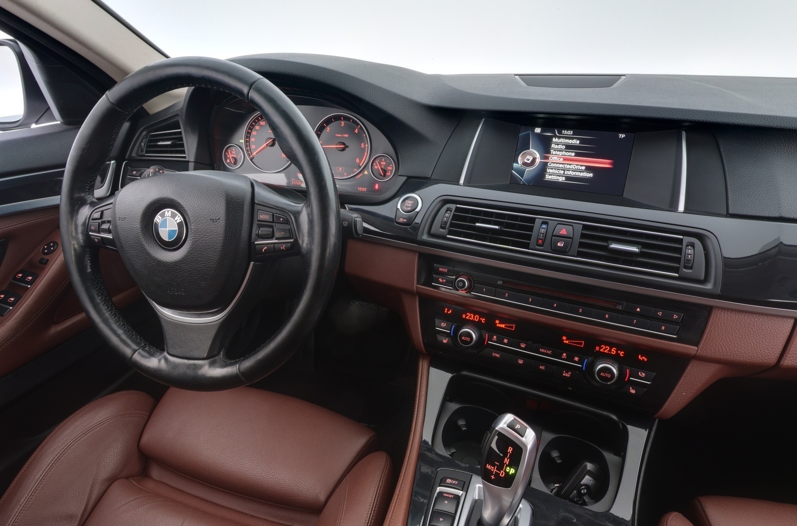 BMW 520 2016
