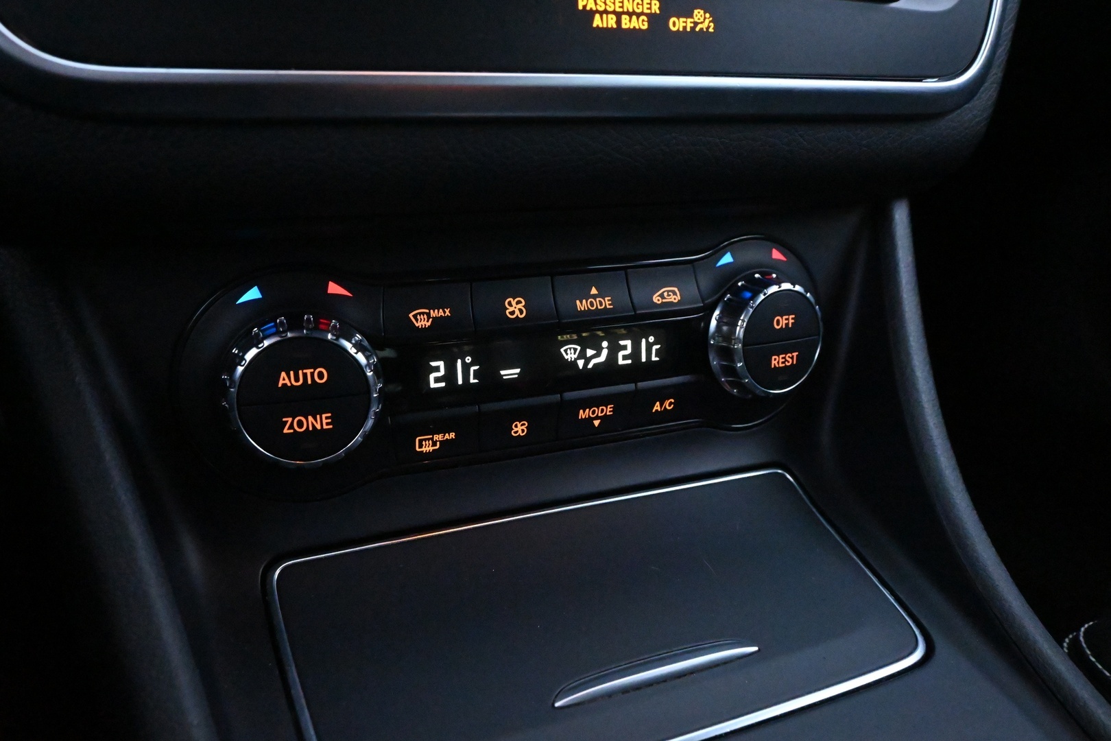 MERCEDES-BENZ CLA 2017