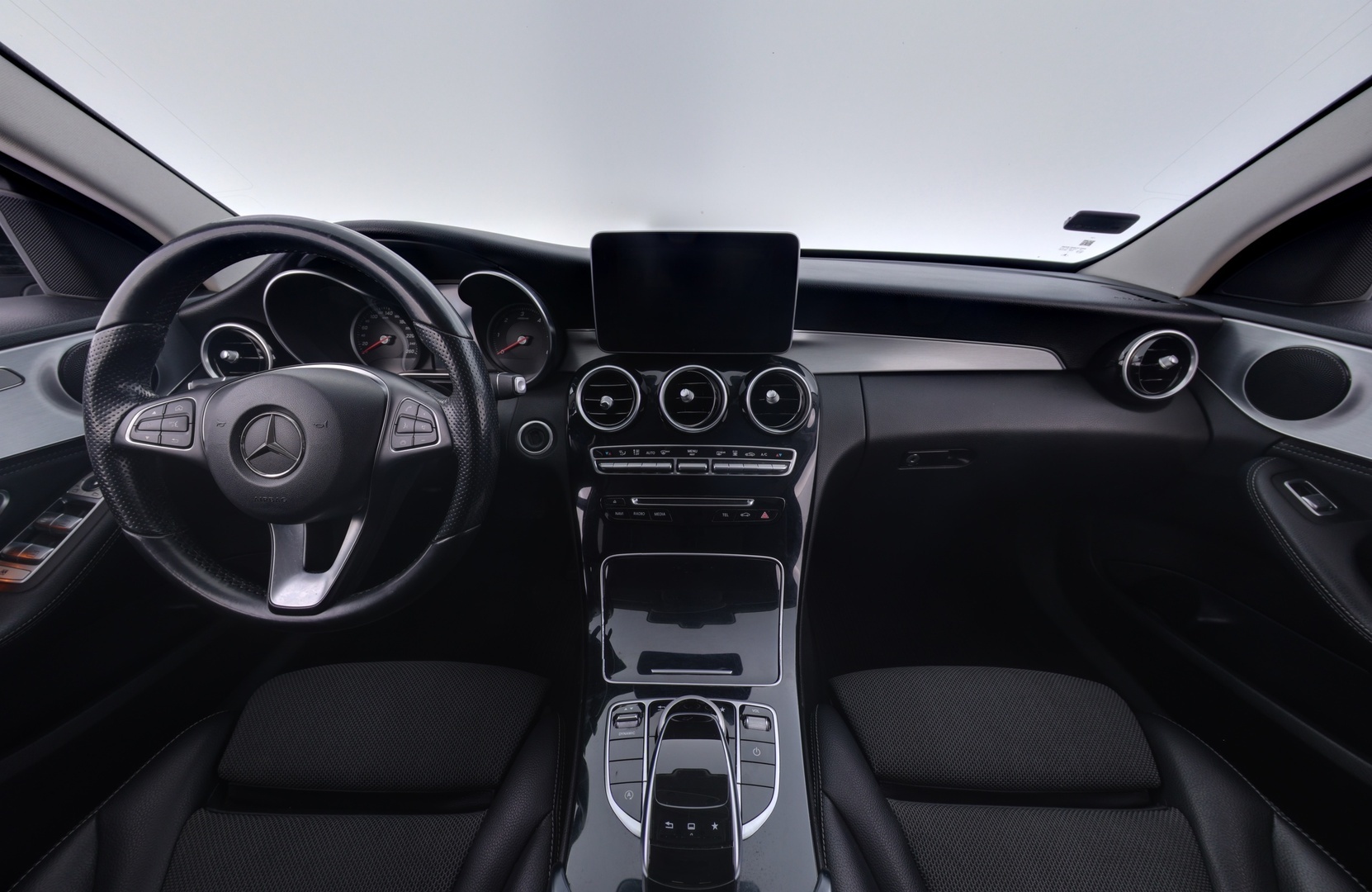 MERCEDES-BENZ C 2016