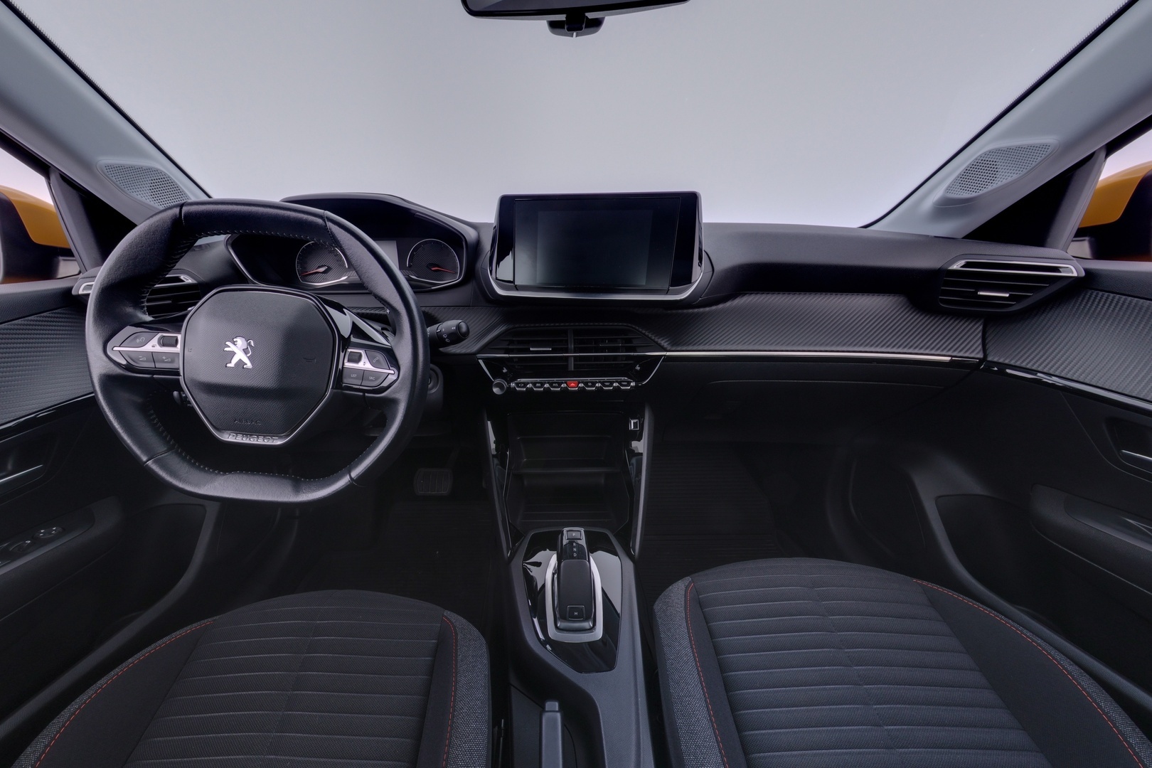 PEUGEOT 208 2021