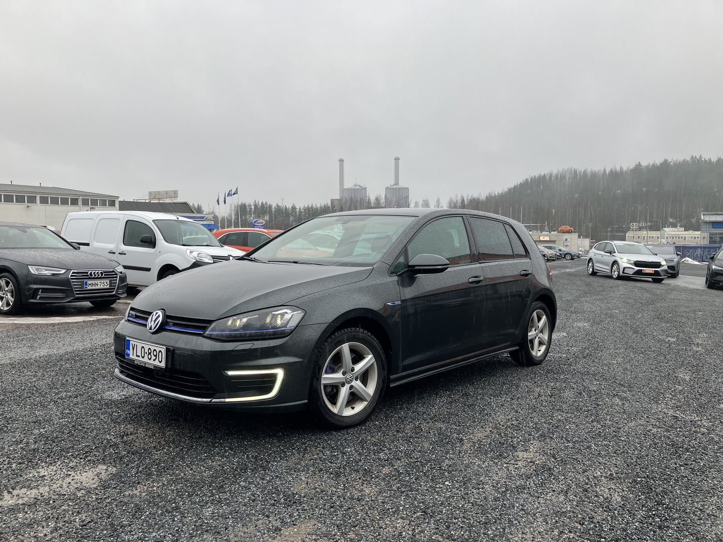 VOLKSWAGEN Golf 2017